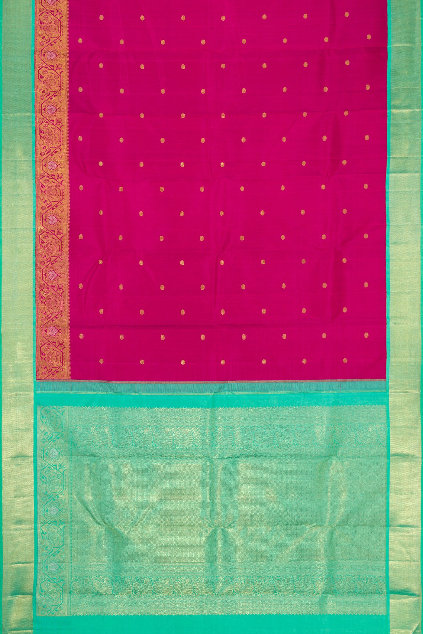 Flat view of Pure Silk Pure Zari Magenta Dual Tone Kanchipuram Saree with Zari Butta on the body and Fancy Border. 