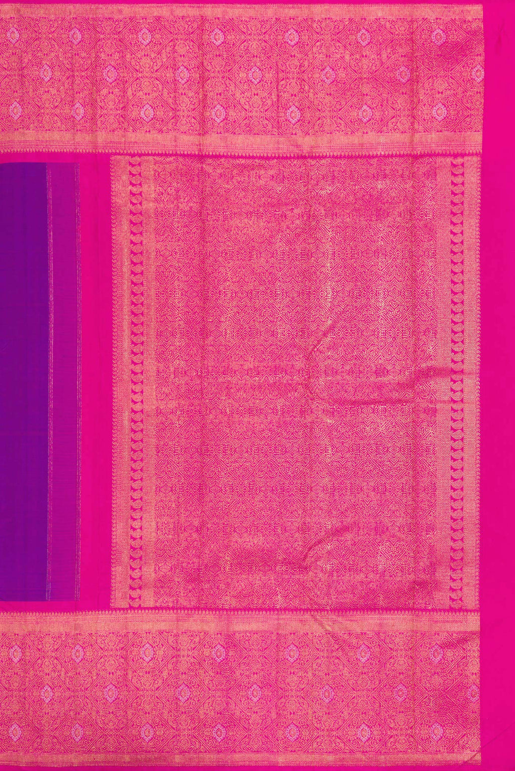 Close up image of the pallu of Pure Silk Pure Zari Purple Dual Tone Kanjivaram Saree with Zari Butta on the body and Fancy Border. 