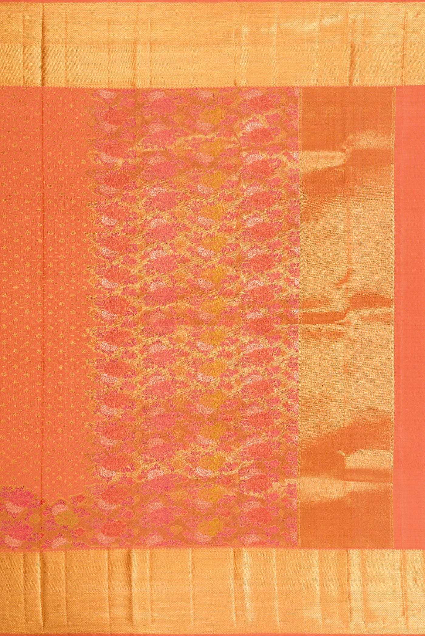 Close up image of the pallu of Pure Silk Pure Zari Peach Dual Tone Kanjivaram Saree with Zari Brocade on the body and Zari Border. 