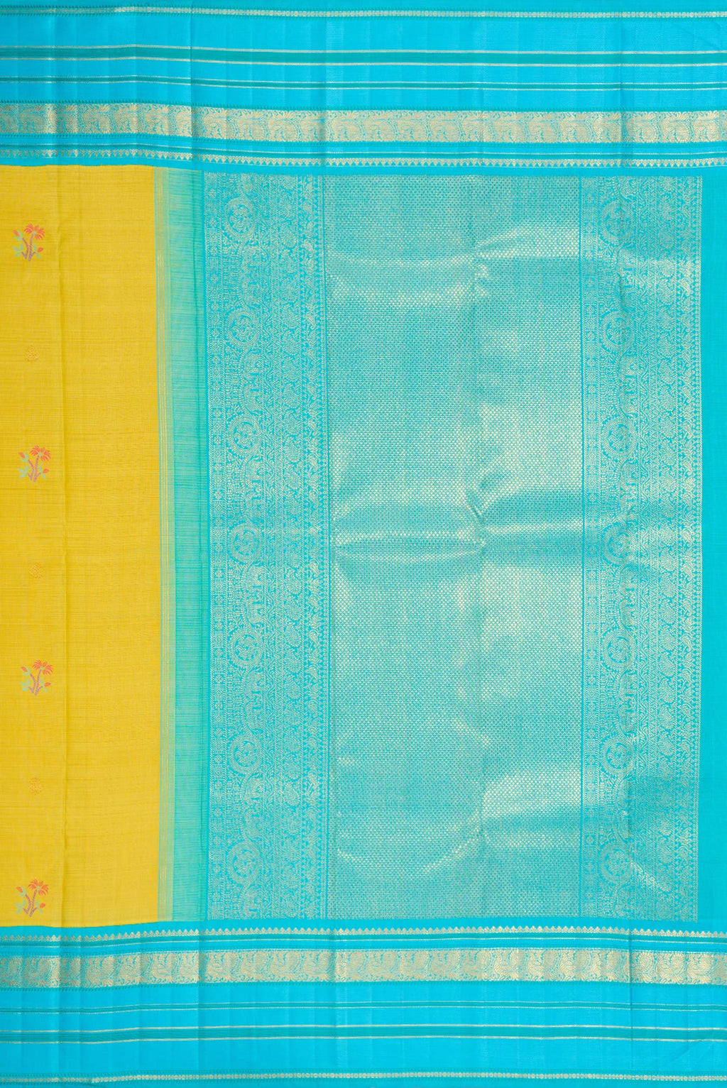 Close up image of the pallu of Pure Silk Pure Zari Lemon Yellow Dual Tone Kanchipuram Saree with Zari And Thread Butta on the body and Zari And Thread Border. 