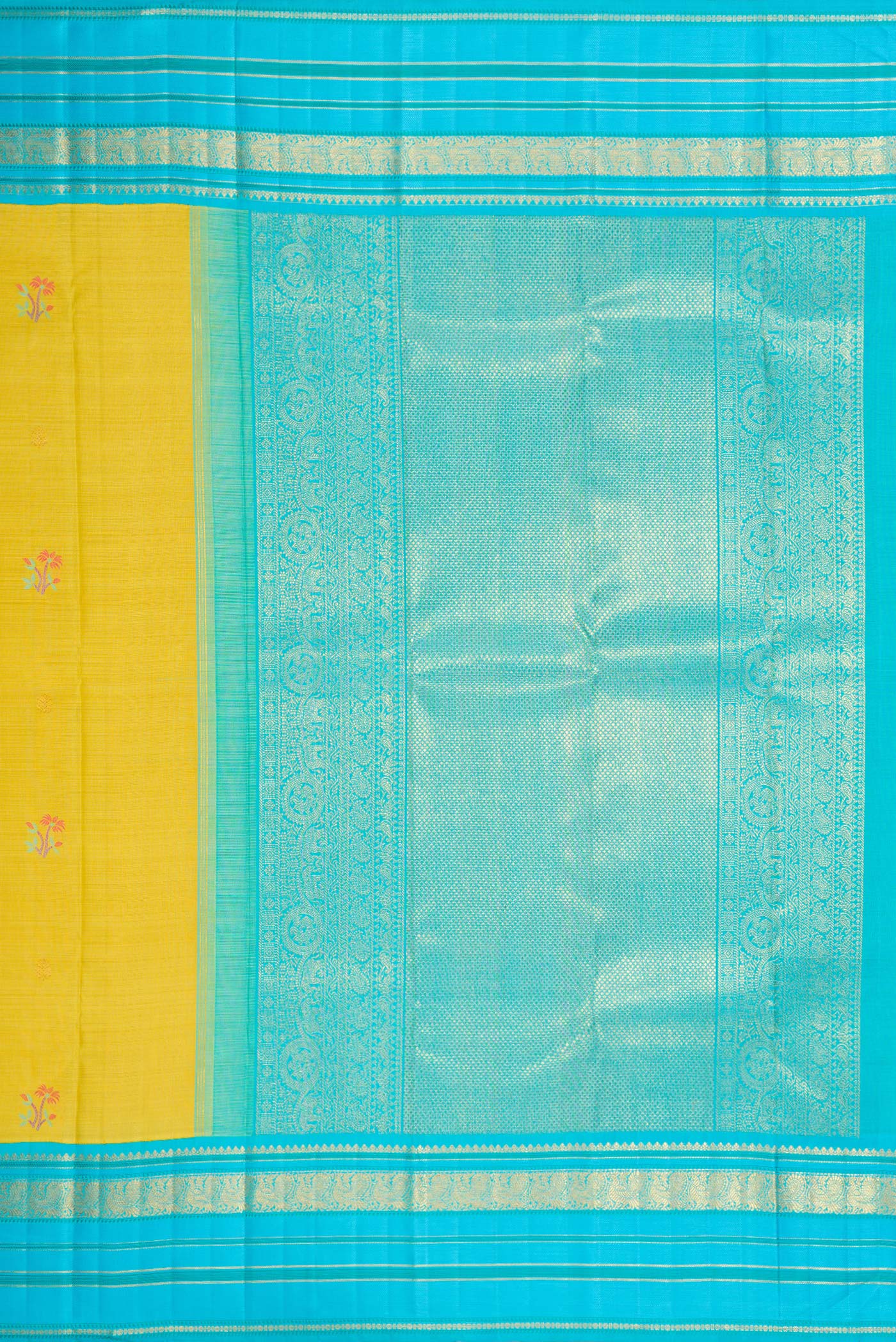 Close up image of the pallu of Pure Silk Pure Zari Lemon Yellow Dual Tone Kanchipuram Saree with Zari And Thread Butta on the body and Zari And Thread Border. 