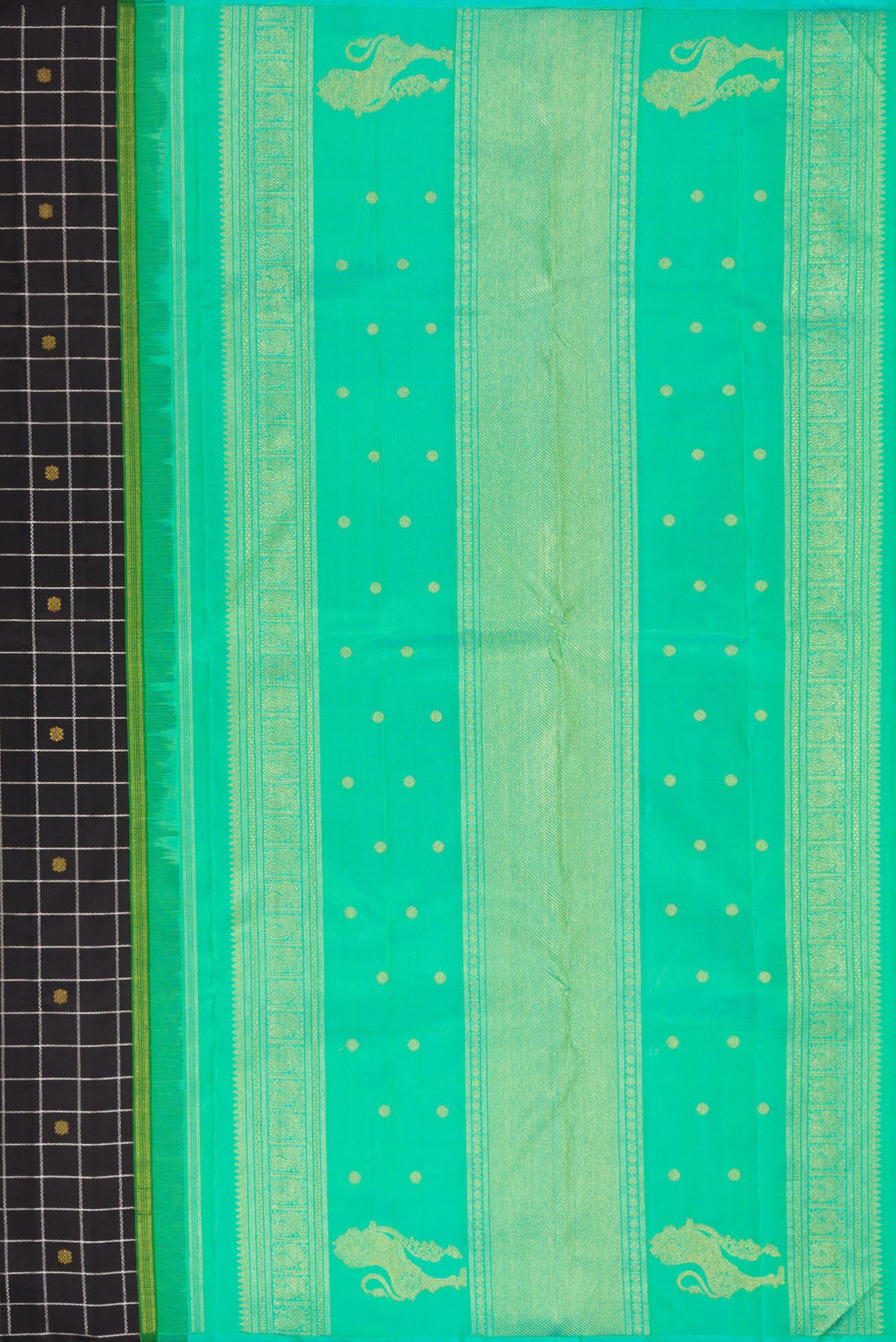Close up image of the pallu of Pure Silk Pure Zari Black Dual Tone Kanjivaram Saree with Checked design on the body and Without Border. 