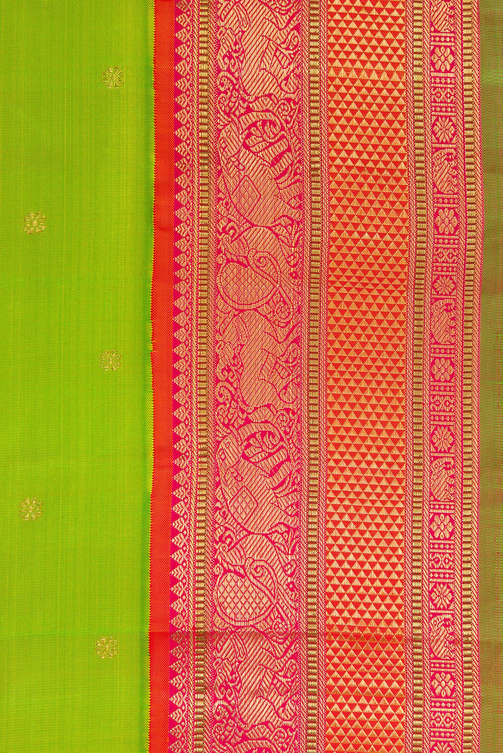 Border image of Pure Silk Pure Zari Parrot Green Dual Tone Kanjivaram Saree with Zari Butta on the body and Zari Border. 