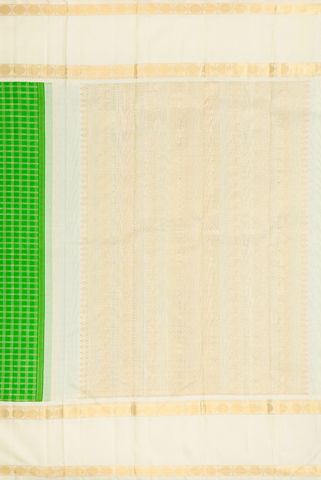 Close up image of the pallu of Pure Silk Pure Zari Parrot Green Dual Tone Kanjivaram Saree with Checked design on the body and Zari Border. 