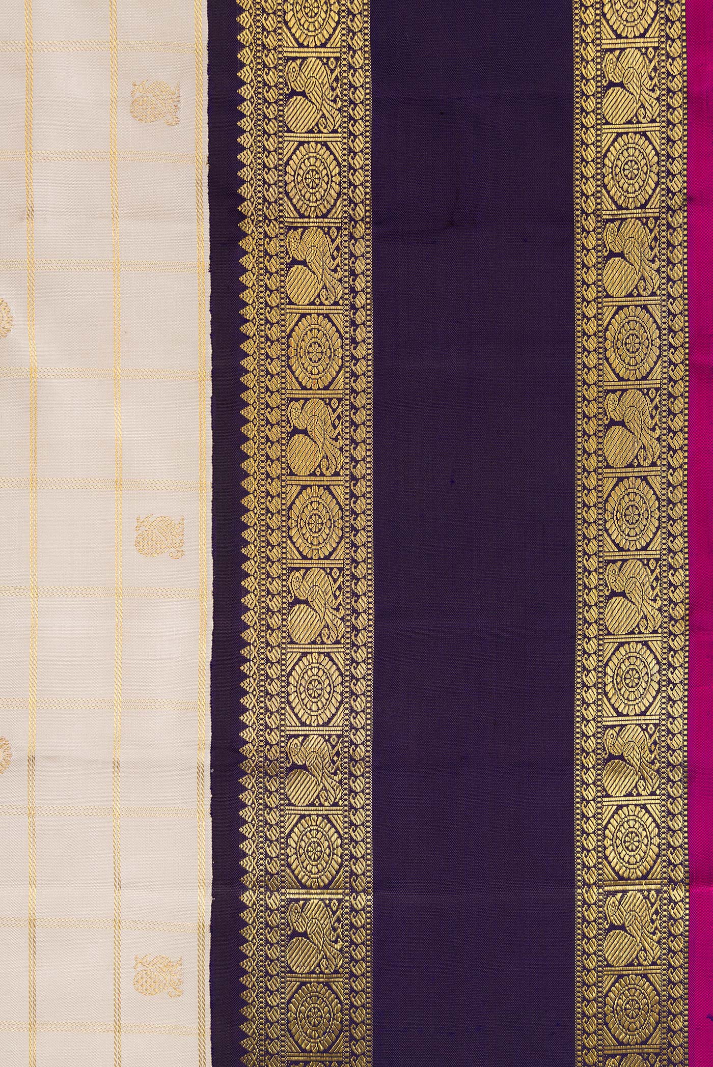 Border image of Pure Silk Pure Zari Off White Dual Tone Kanjivaram Saree with Checked design on the body and Zari Border. 