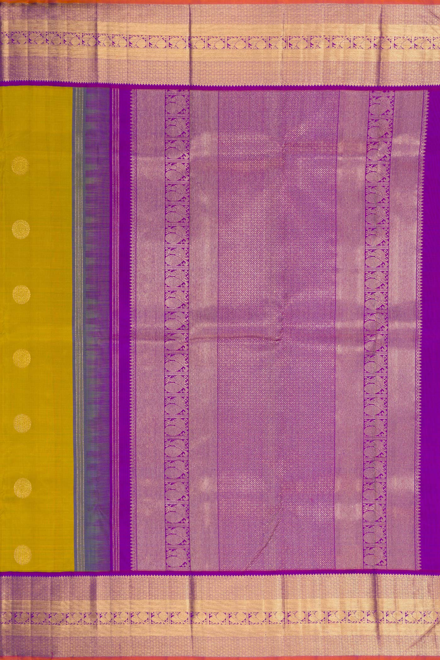 Close up image of the pallu of Pure Silk Pure Zari Mehandi Green Kanjivaram Saree with Zari Butta on the body and Zari Border. 