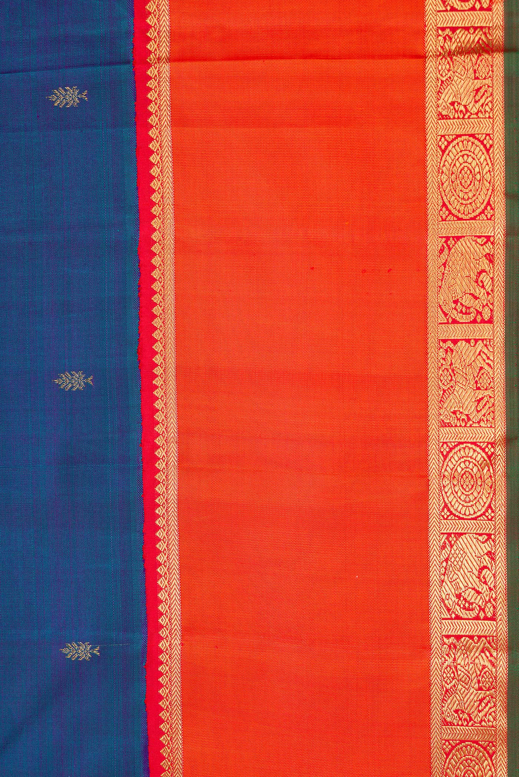 Border image of Pure Silk Pure Zari Peacock Blue Dual Tone Kanjivaram Saree with Zari Butta on the body and Zari Border. 