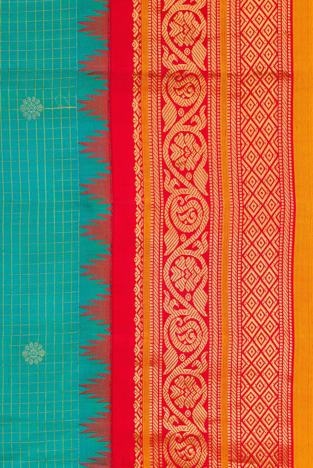 Border image of Green Dual Tone Gadwal Silk Saree with Checked design on the body and Zari Border. 