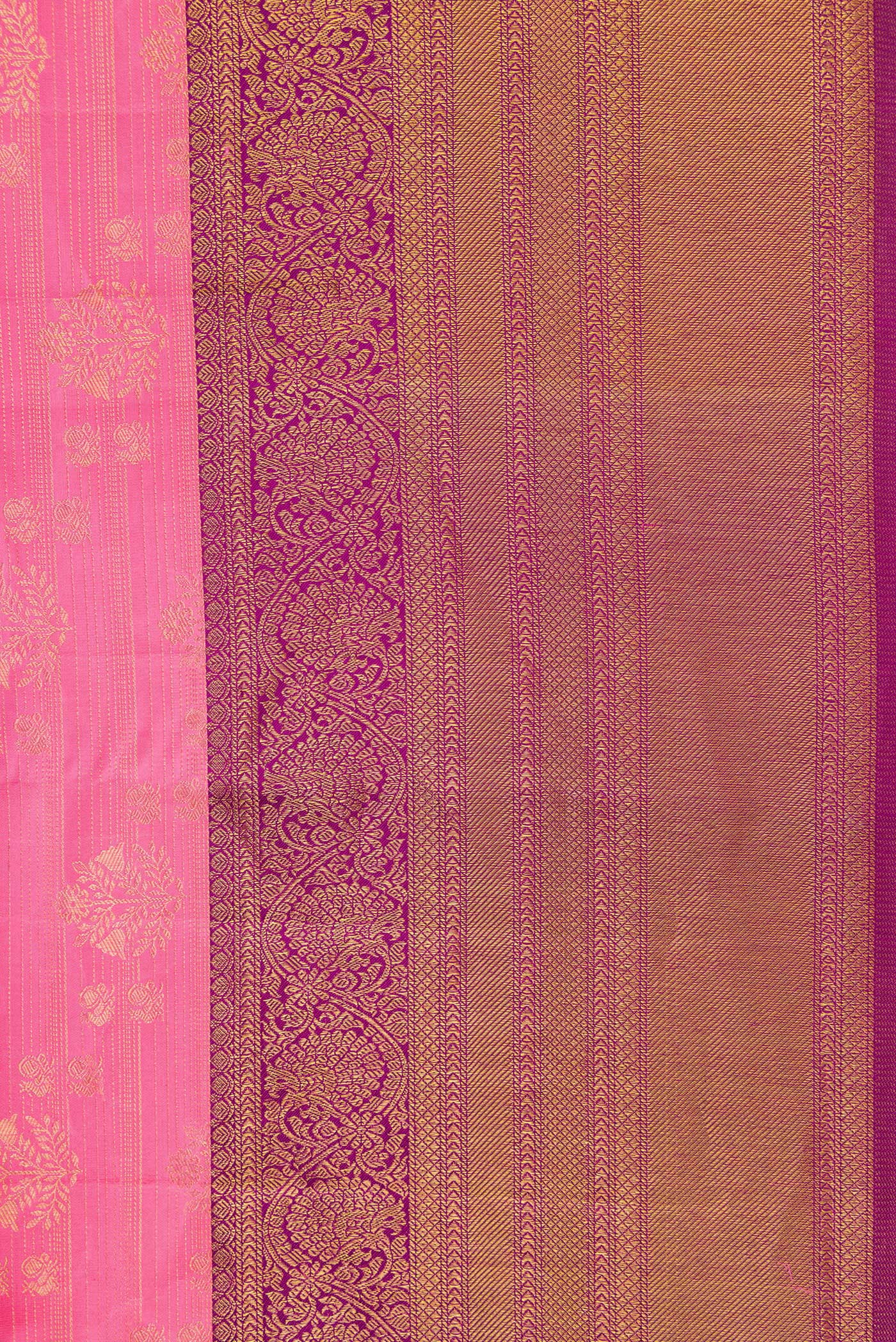 Border image of Pink Dual Tone Kanchipuram Silk Saree with Zari Brocade on the body and Zari Border. 
