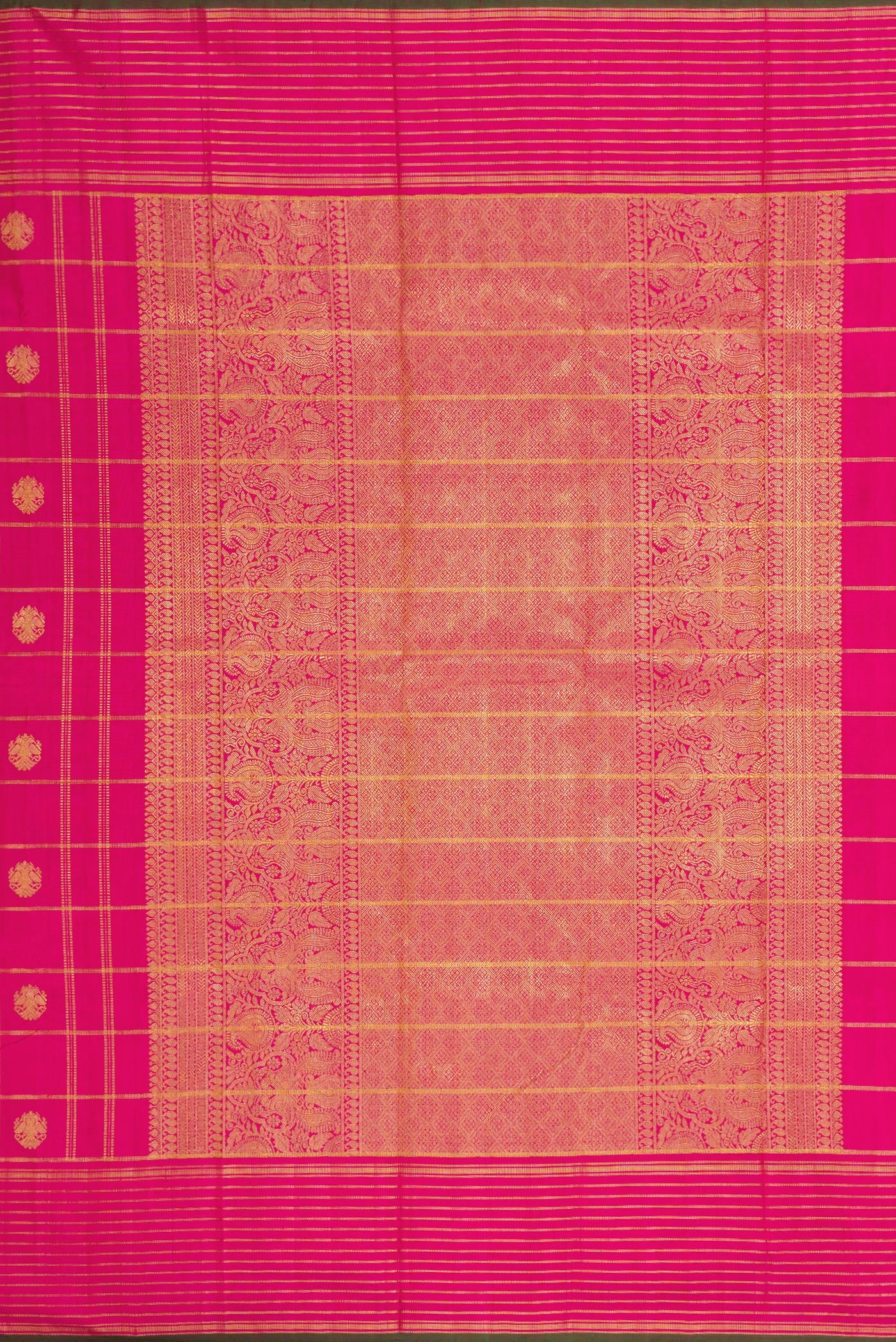 Close up image of the pallu of Pure Silk Pure Zari Pink Dual Tone Kanjivaram Saree with Checked design on the body and Zari Border. 