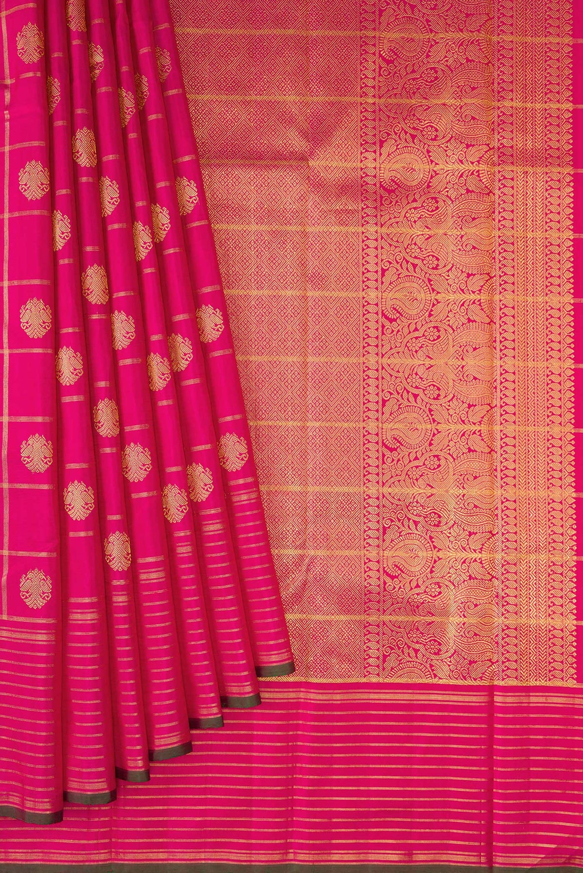 Pleats and pallu of Pure Silk Pure Zari Pink Dual Tone Kanjivaram Saree with Checked design on the body and Zari Border. 