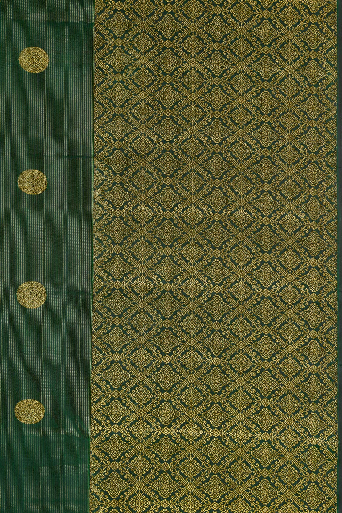 Border image of Green Dual Tone Kanchipuram Silk Saree with Zari Butta on the body and Zari Border. 