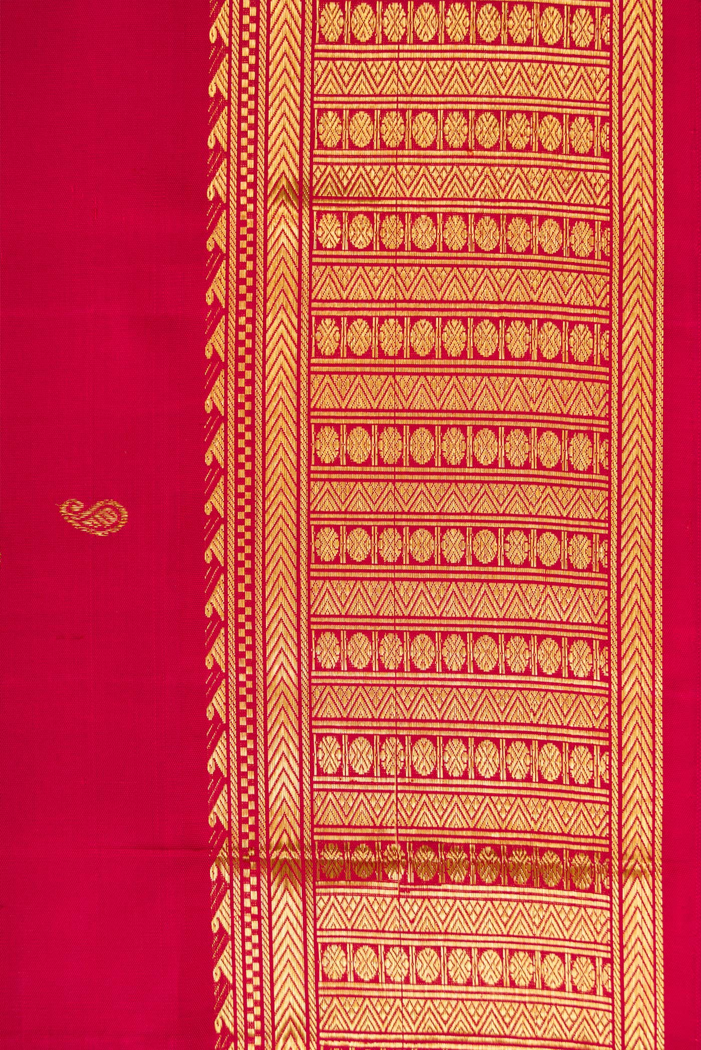 Border image of Red Dual Tone Kanjivaram Silk Saree with Zari Butta on the body and Zari Border. 