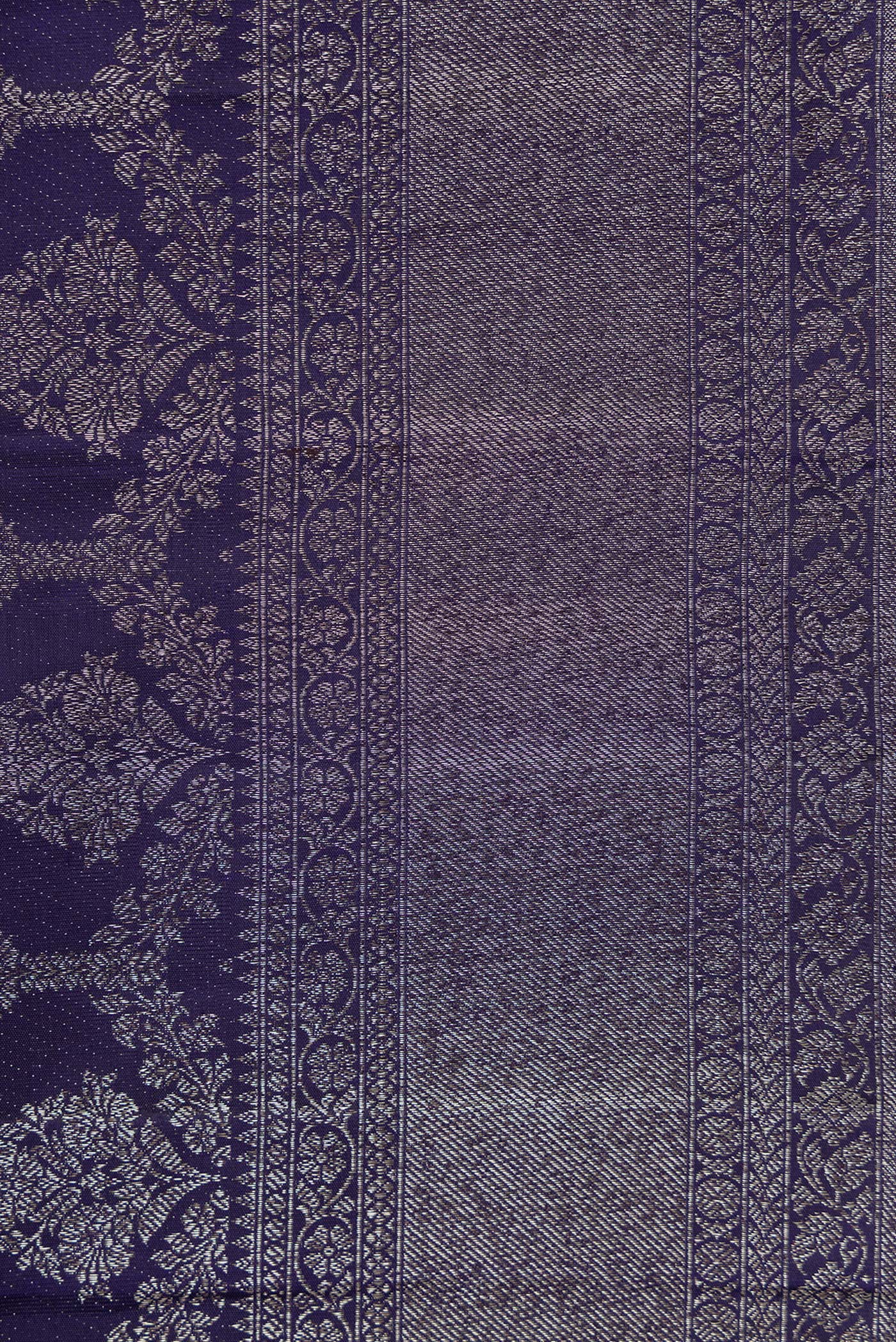 Border image of Navy Blue Dual Tone Kanjivaram Silk Saree with Zari Brocade on the body and Zari Border. 
