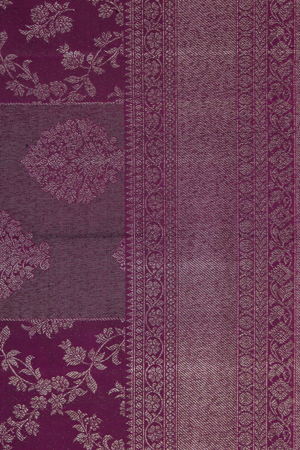 Border image of Burgundy Dual Tone Kanjivaram Silk Saree with Zari Brocade on the body and Zari Border. 