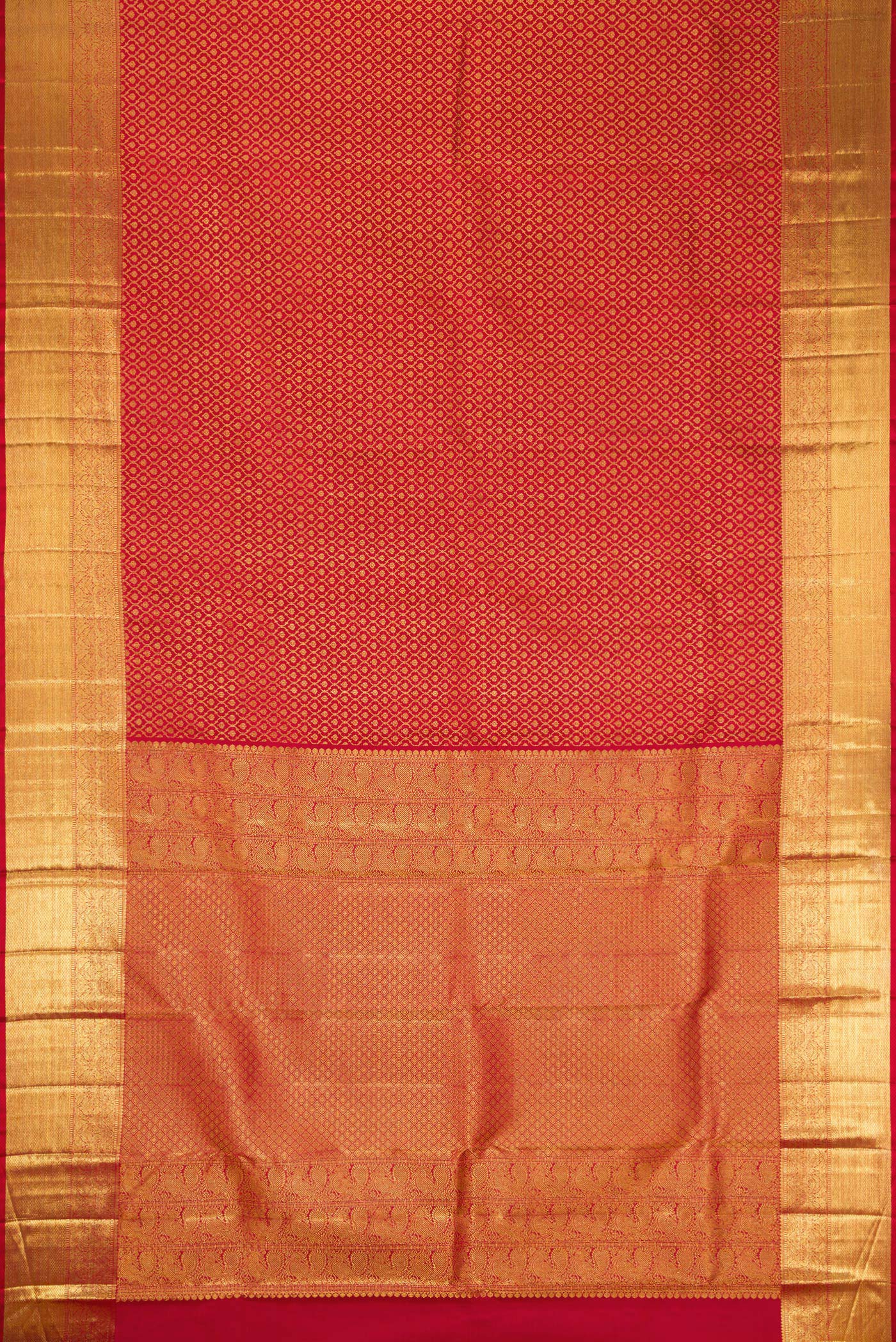 Flat view of Red Dual Tone Kanchipuram Silk Saree with Zari Brocade on the body and Zari Border. 