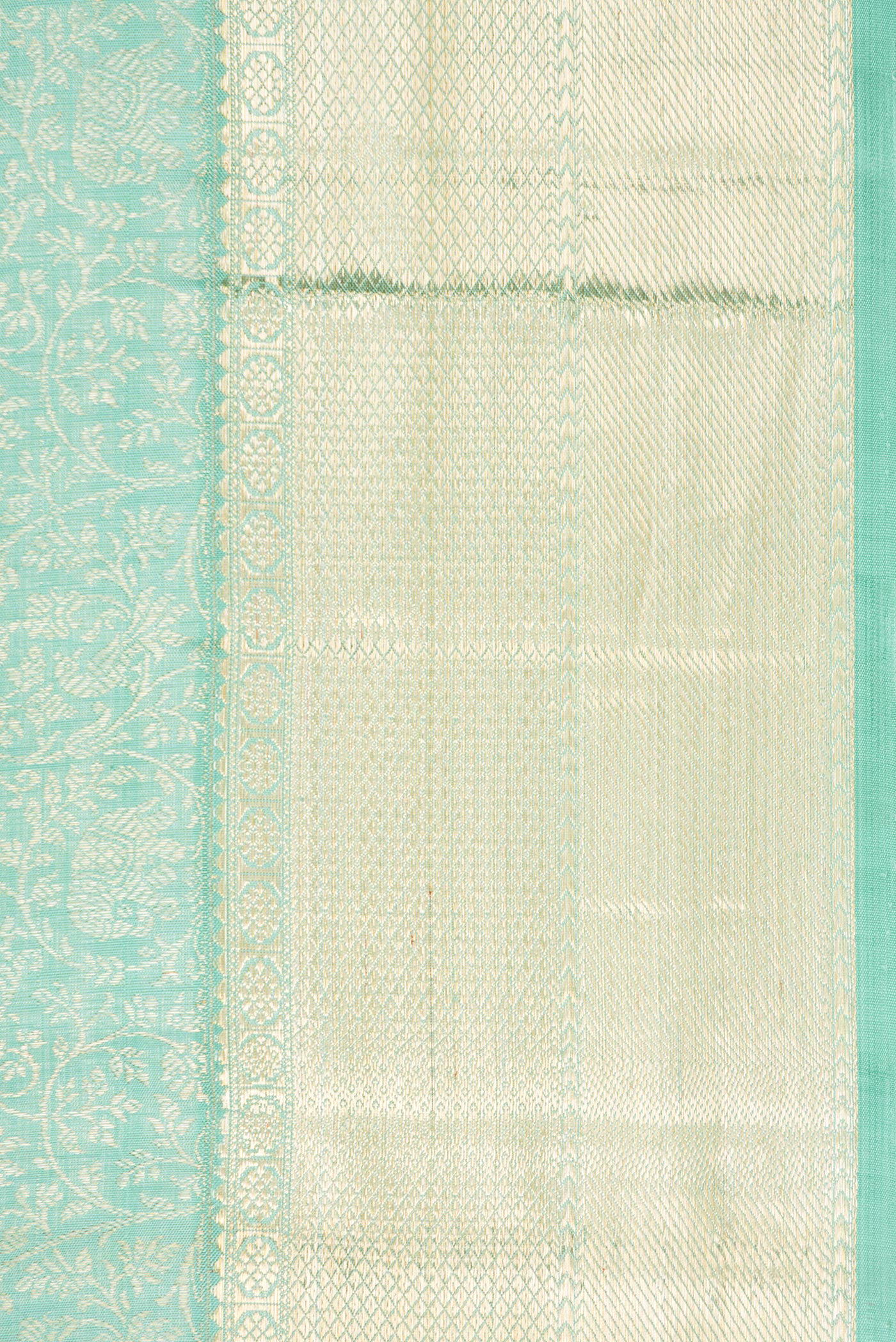 Border image of Light Blue Dual Tone Kanchipuram Silk Saree with Zari Brocade on the body and Zari Border. 