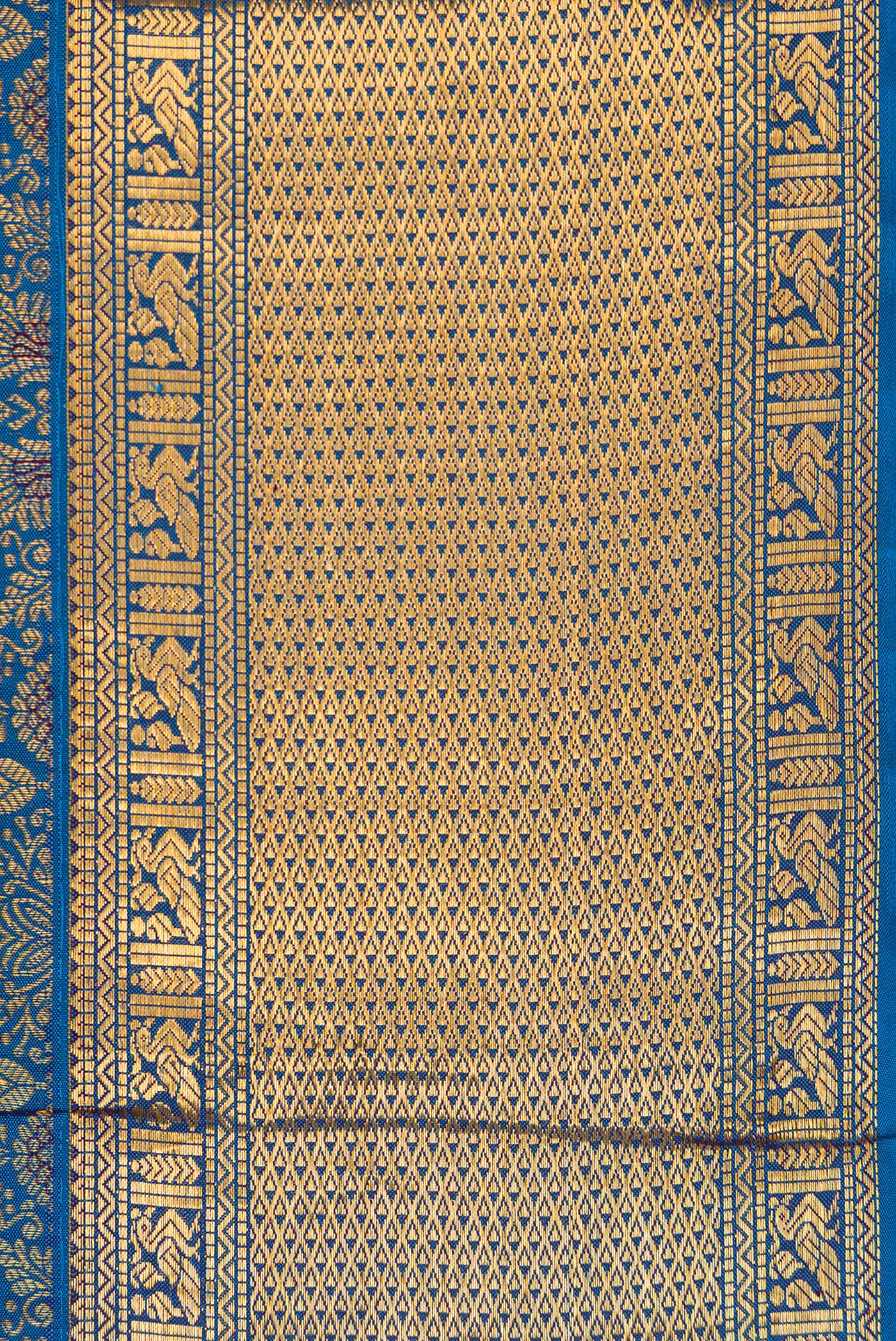 Border image of Peacock Blue Dual Tone Kanchipuram Silk Saree with Zari Brocade on the body and Zari Border. 