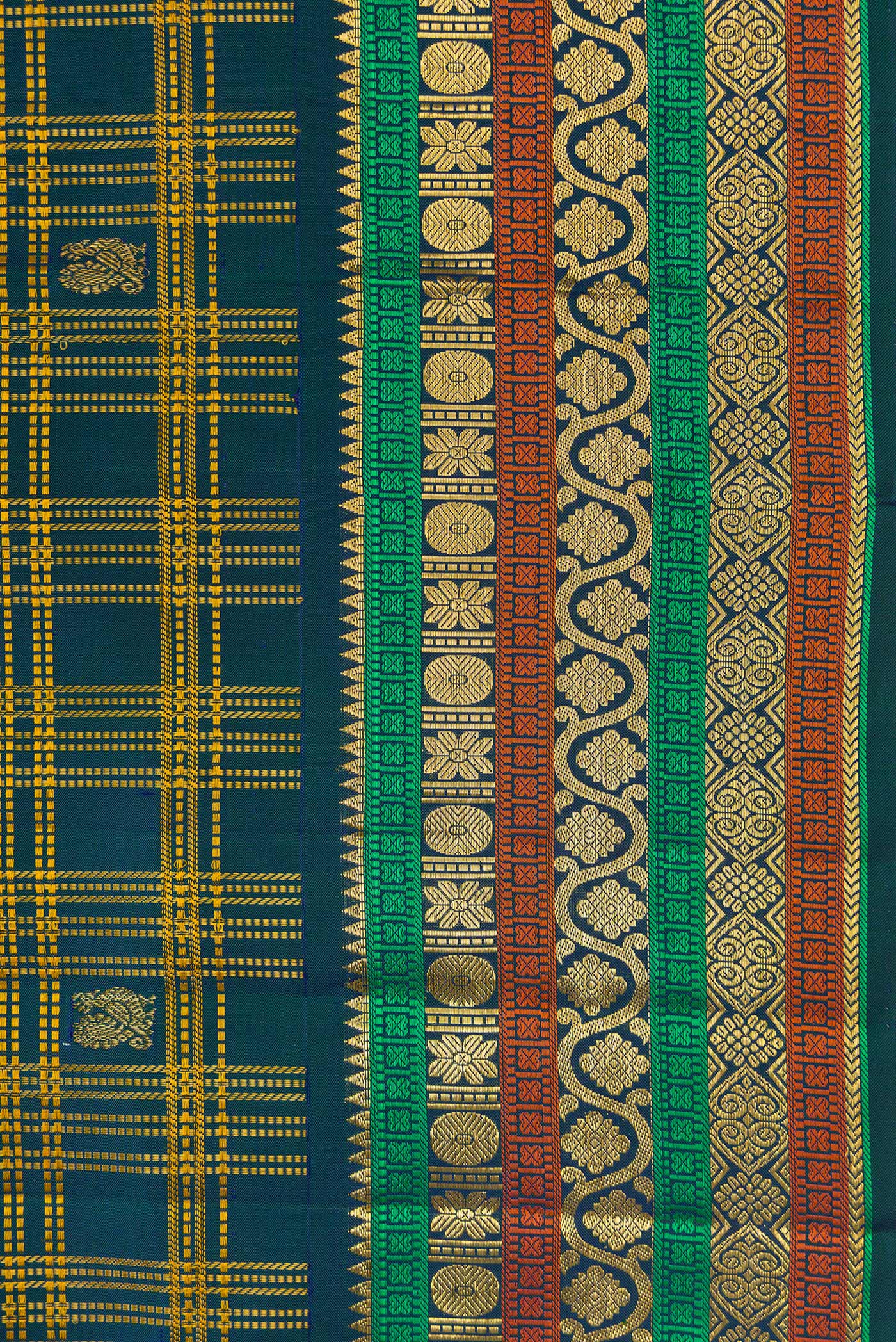 Border image of Pure Silk Pure Zari Navy Blue Dual Tone Kanjivaram Saree with Checked design on the body and Zari Border. 