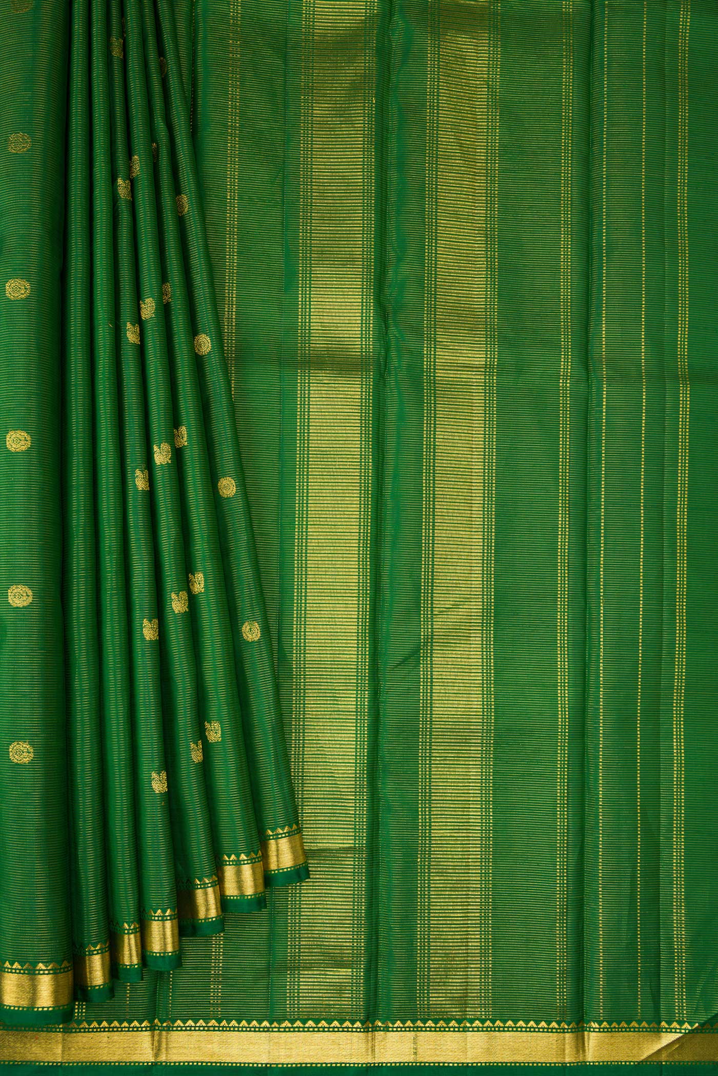 Pleats and pallu of Pure Silk Pure Zari Green Dual Tone Kanjivaram Saree with Stripes on the body and Zari Border. 