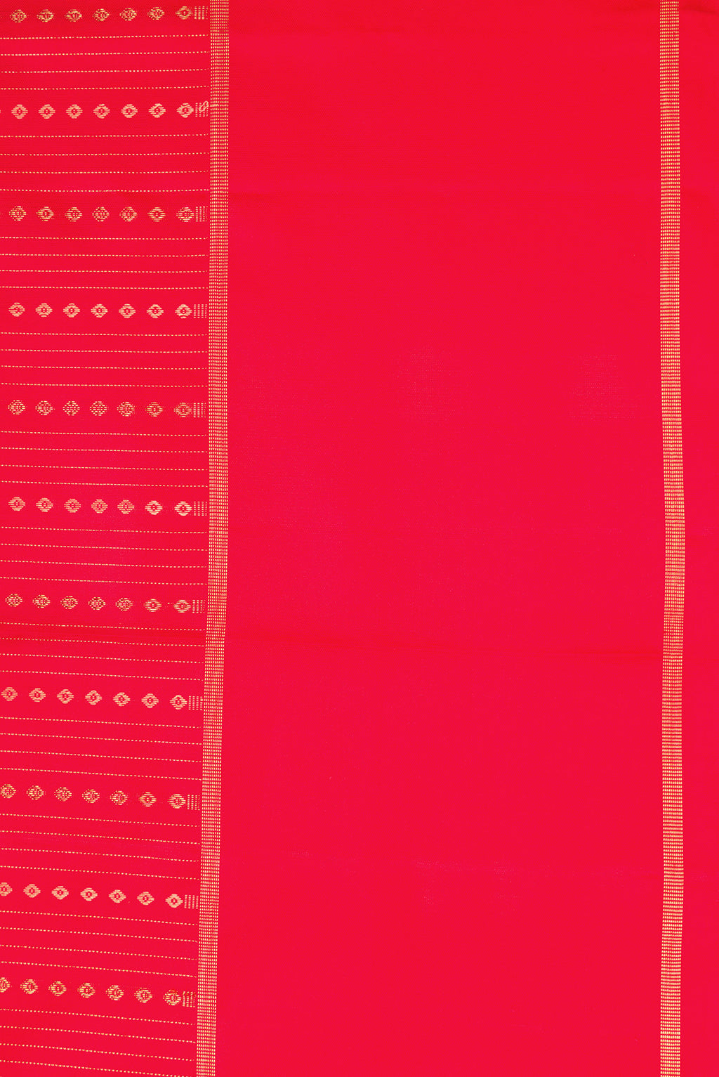 Border image of Pure Silk Pure Zari Red Dual Tone Kanchipuram Saree with Stripes on the body and Zari Border. 