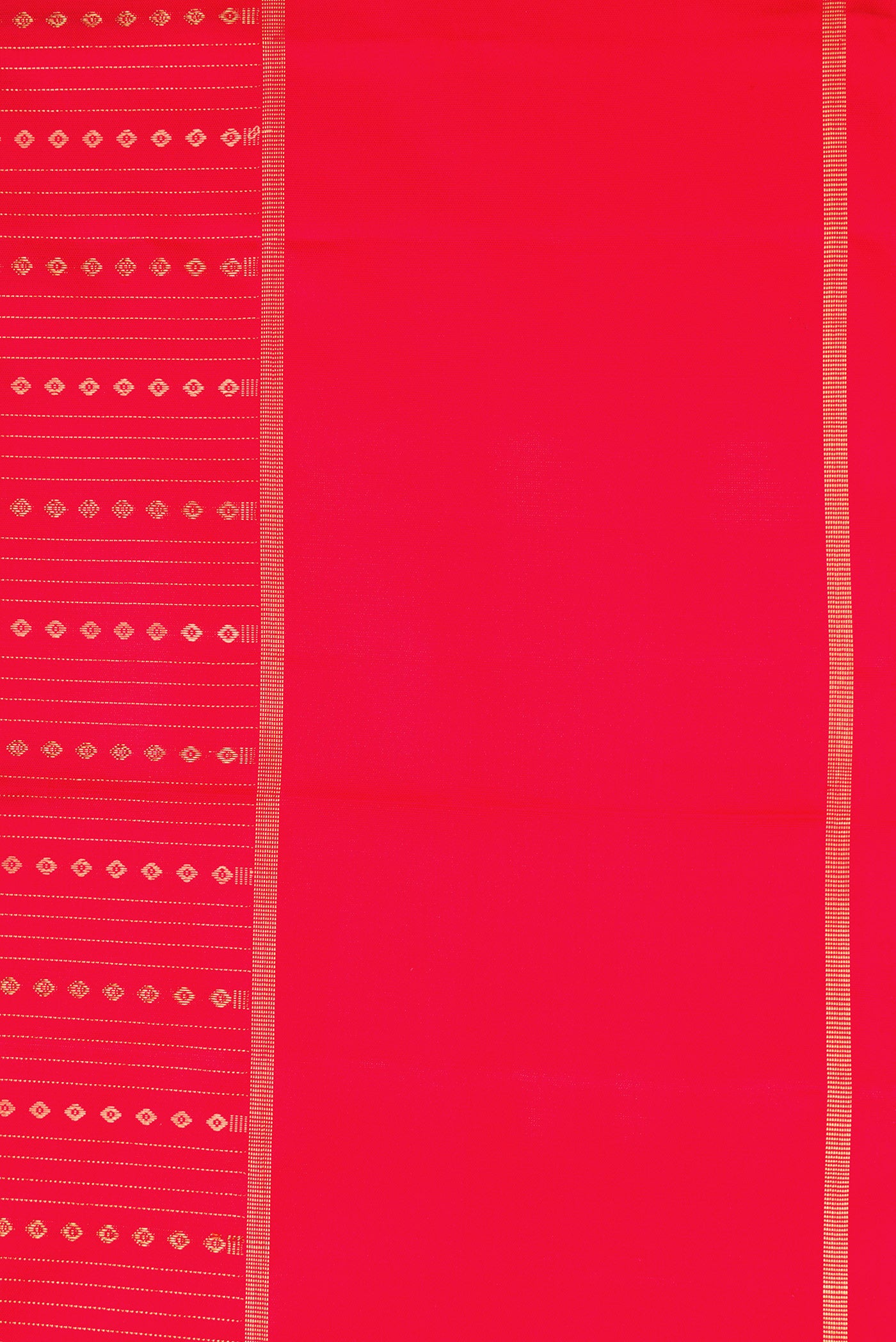 Border image of Pure Silk Pure Zari Red Dual Tone Kanchipuram Saree with Stripes on the body and Zari Border. 