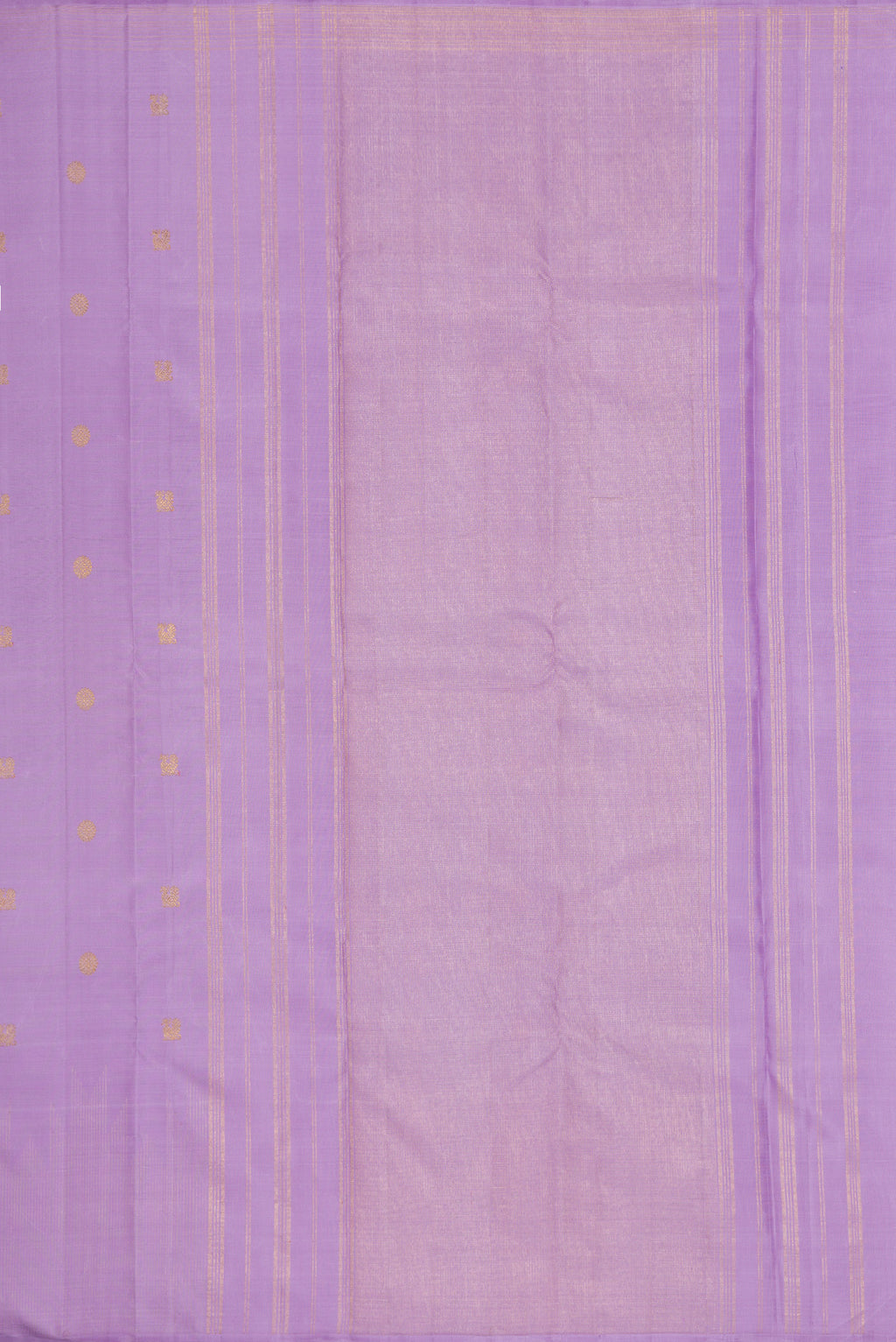 Close up image of the pallu of Pure Silk Pure Zari Lavender Dual Tone Kanchipuram Saree with Zari Butta on the body and Temple Border. 