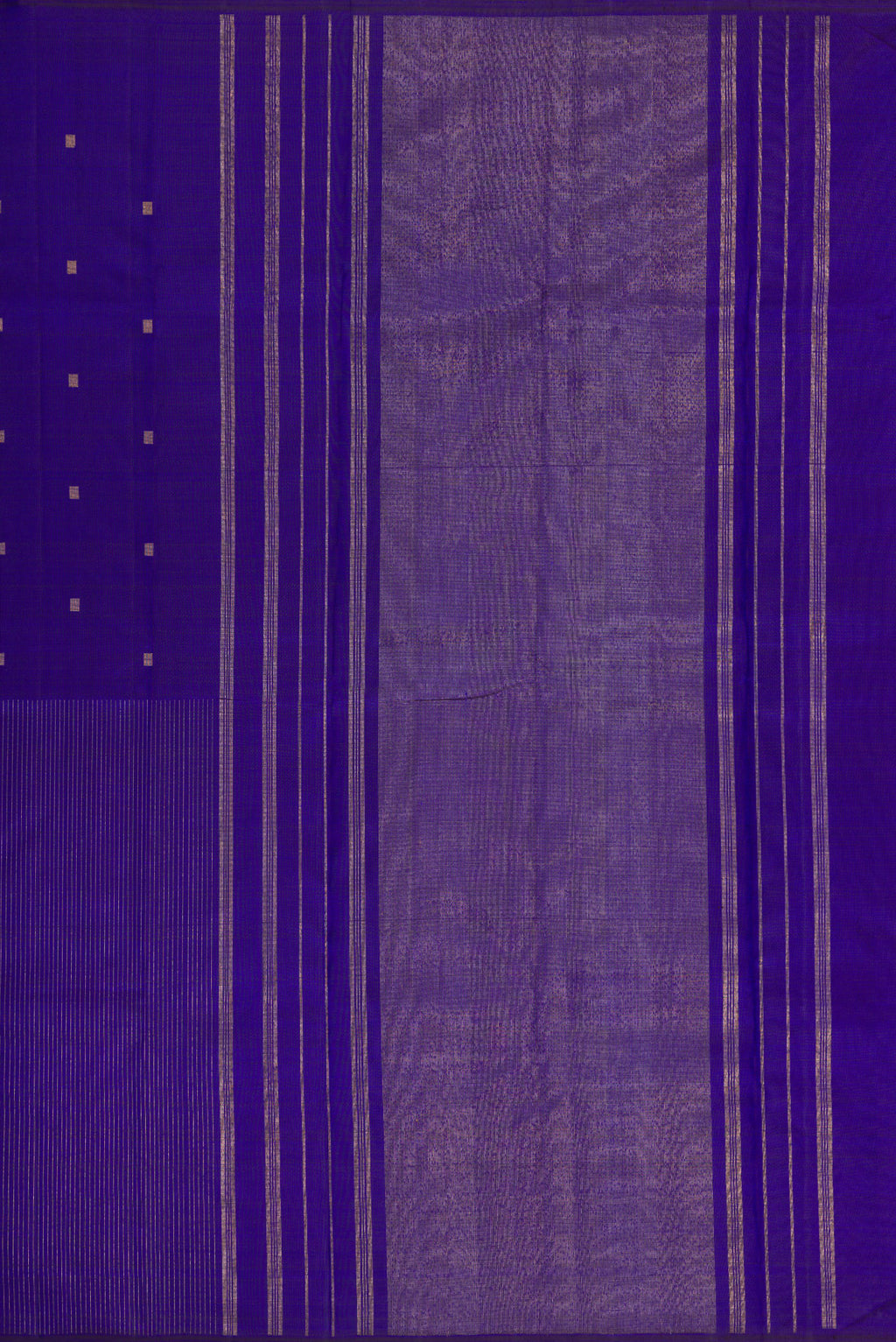 Close up image of the pallu of Pure Silk Pure Zari Royal Blue Dual Tone Kanchipuram Saree with Half And Half on the body and Without Border. 