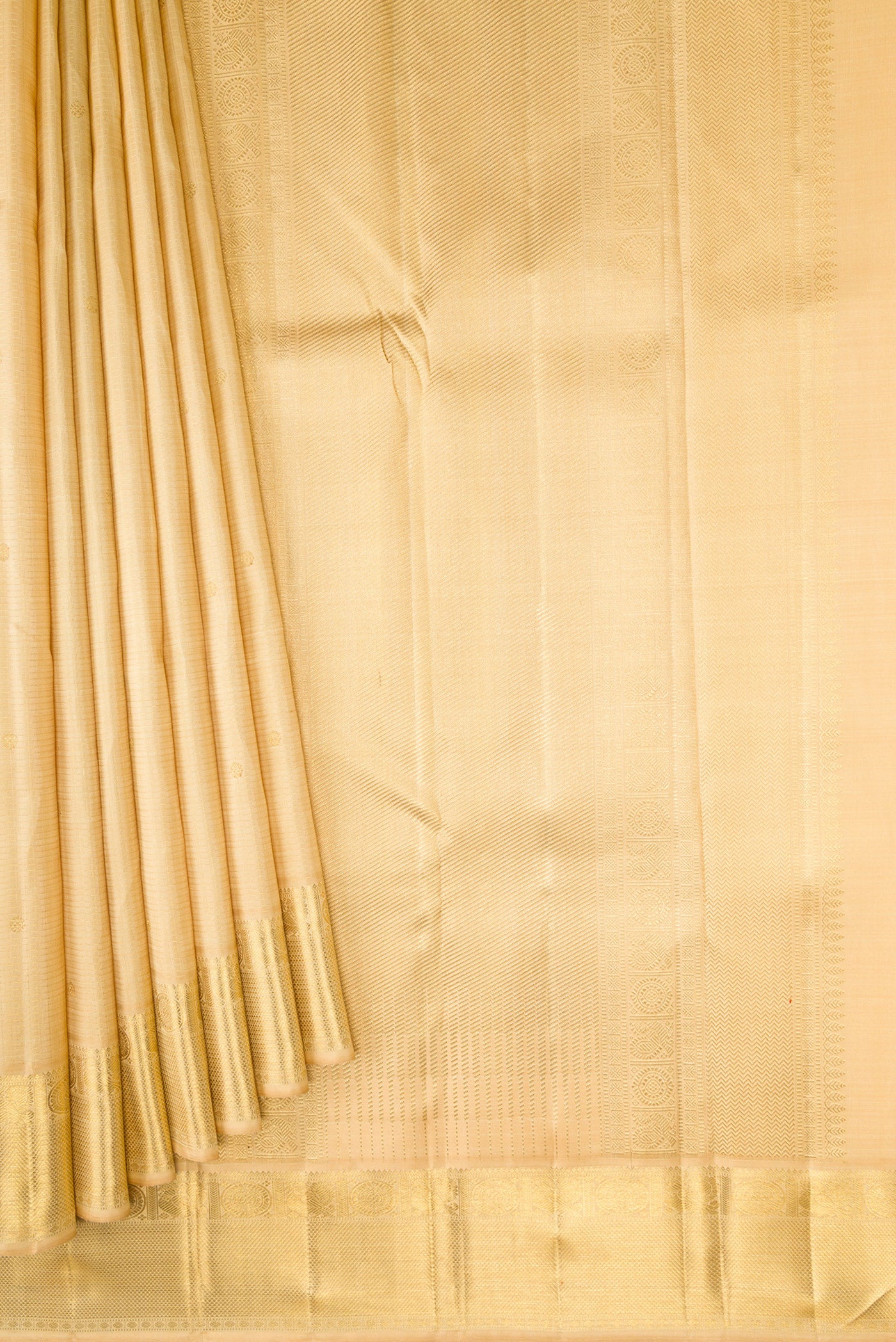 Pleats and pallu of Pure Silk Pure Zari Sandal Dual Tone Kanjivaram Saree with Zari Butta on the body and Zari Border. 
