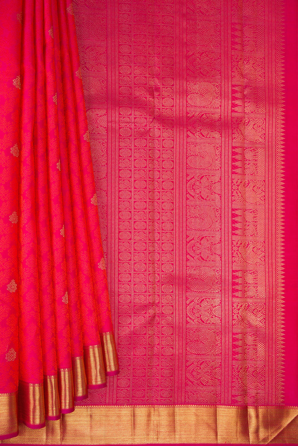 Pleats and pallu of Pure Silk Pure Zari Pink Dual Tone Kanjivaram Saree with Jacquard With Zari Butta on the body and Zari Border. 