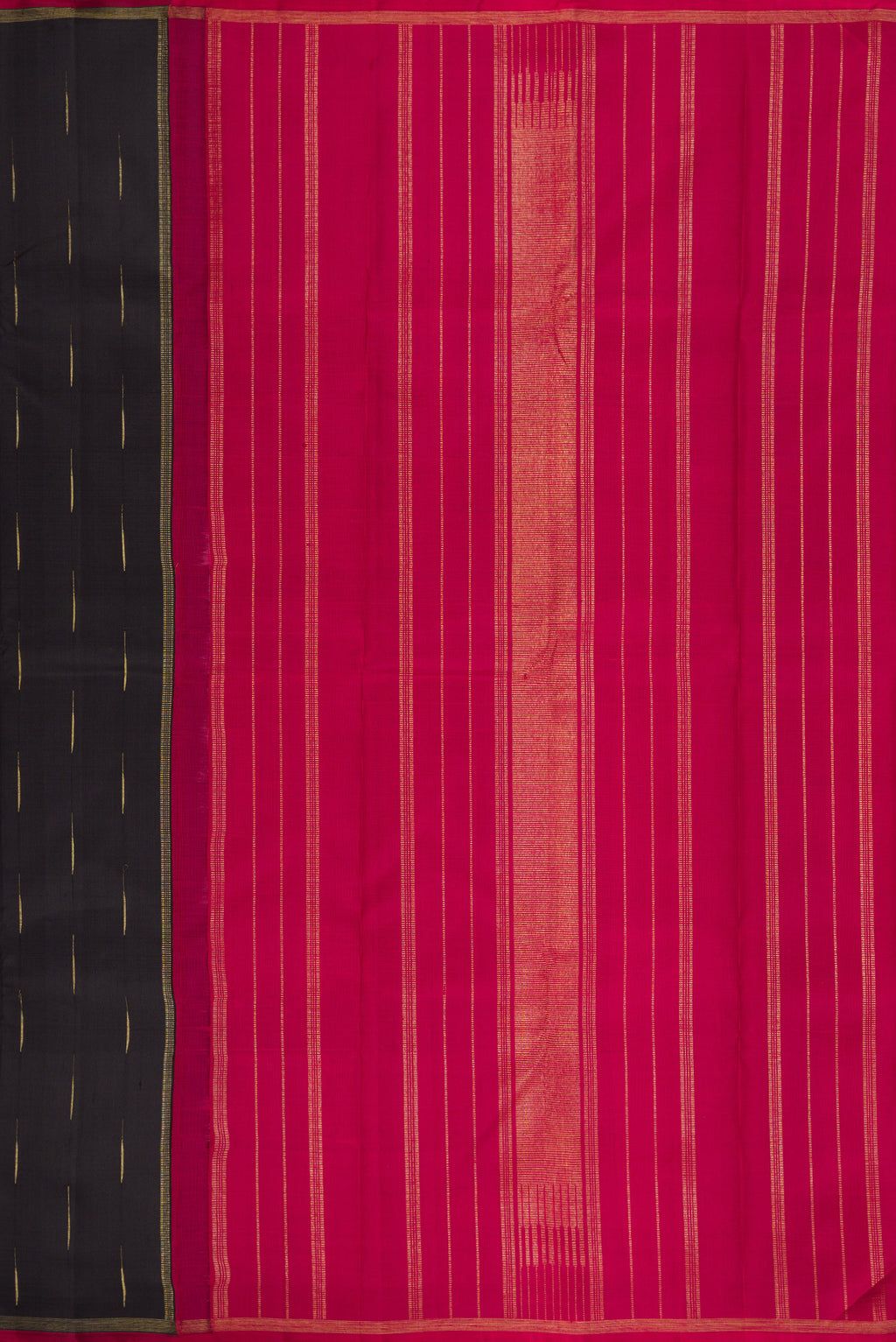 Close up image of the pallu of Black Dual Tone Kanjivaram Silk Saree with Zari Butta on the body and Zari Border. 