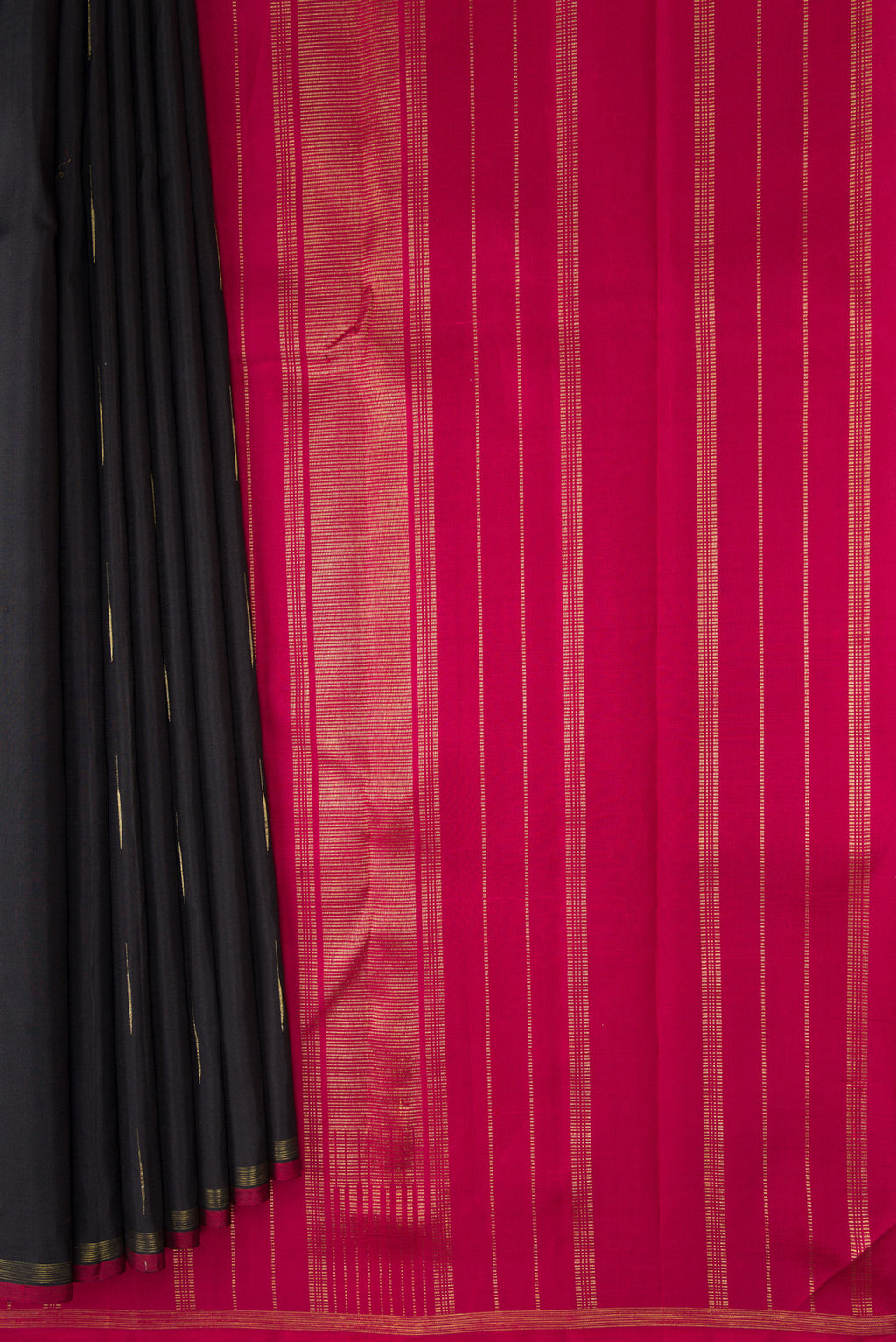 Pleats and pallu of Black Dual Tone Kanjivaram Silk Saree with Zari Butta on the body and Zari Border. 