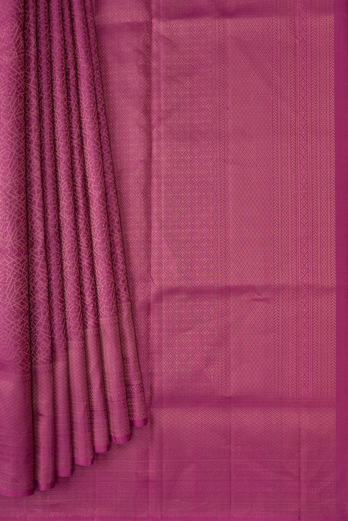 Pleats and pallu of Purple Dual Tone Soft Silk Saree with Zari Brocade on the body and Zari Border. 