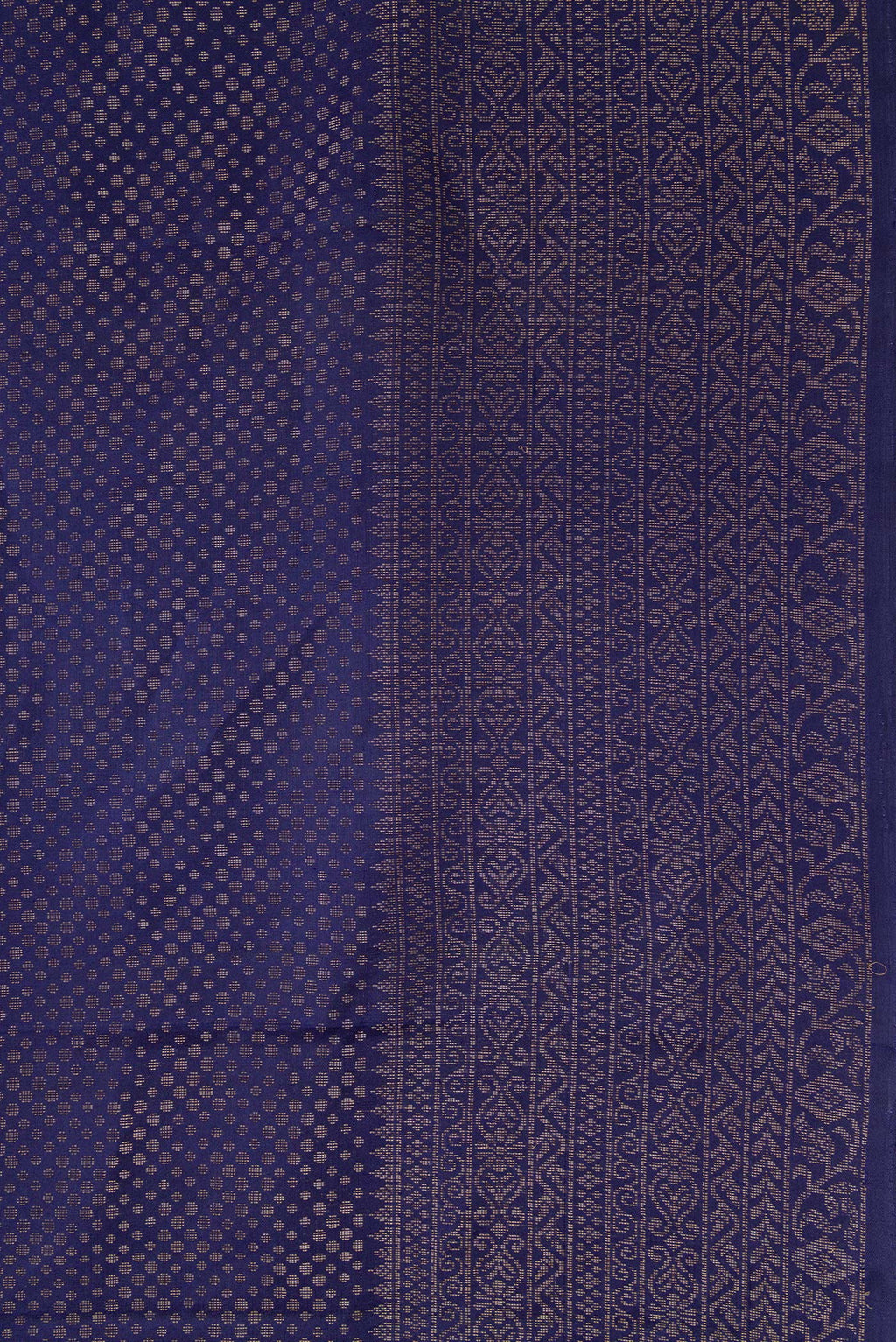 Border image of Navy Blue Dual Tone Soft Silk Saree with Zari Brocade on the body and Fancy Border. 