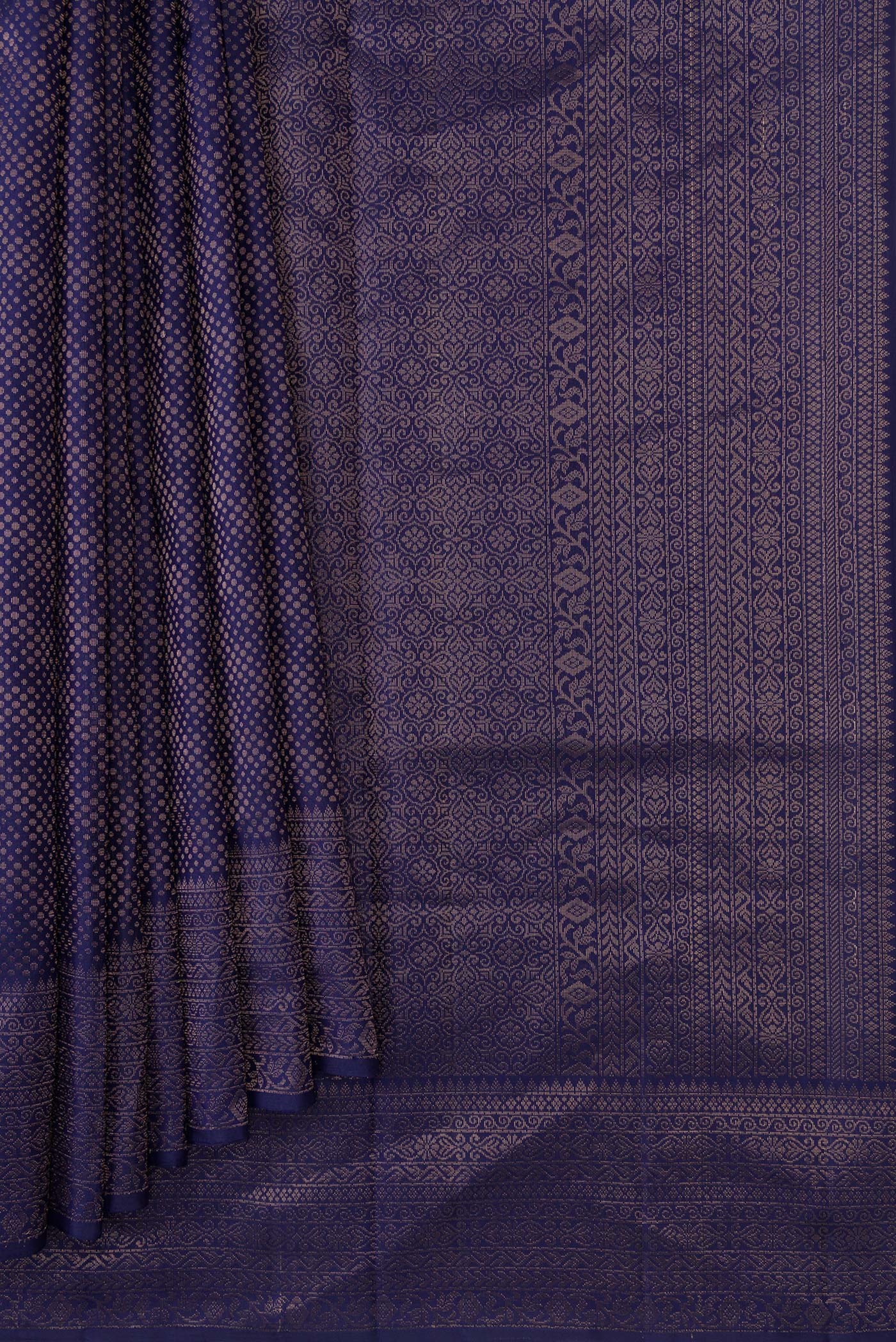 Pleats and pallu of Navy Blue Dual Tone Soft Silk Saree with Zari Brocade on the body and Fancy Border. 