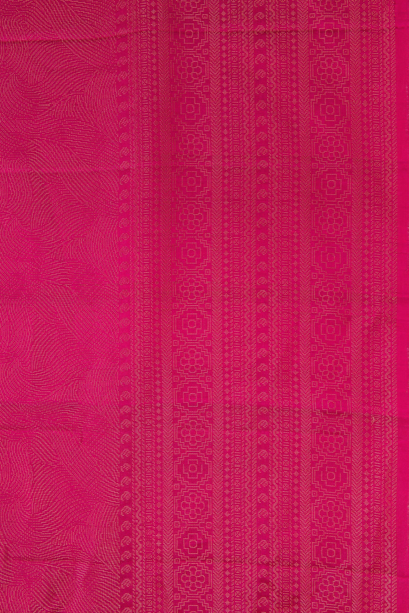 Border image of Magenta Dual Tone Soft Silk Saree with Zari Brocade on the body and Fancy Border. 