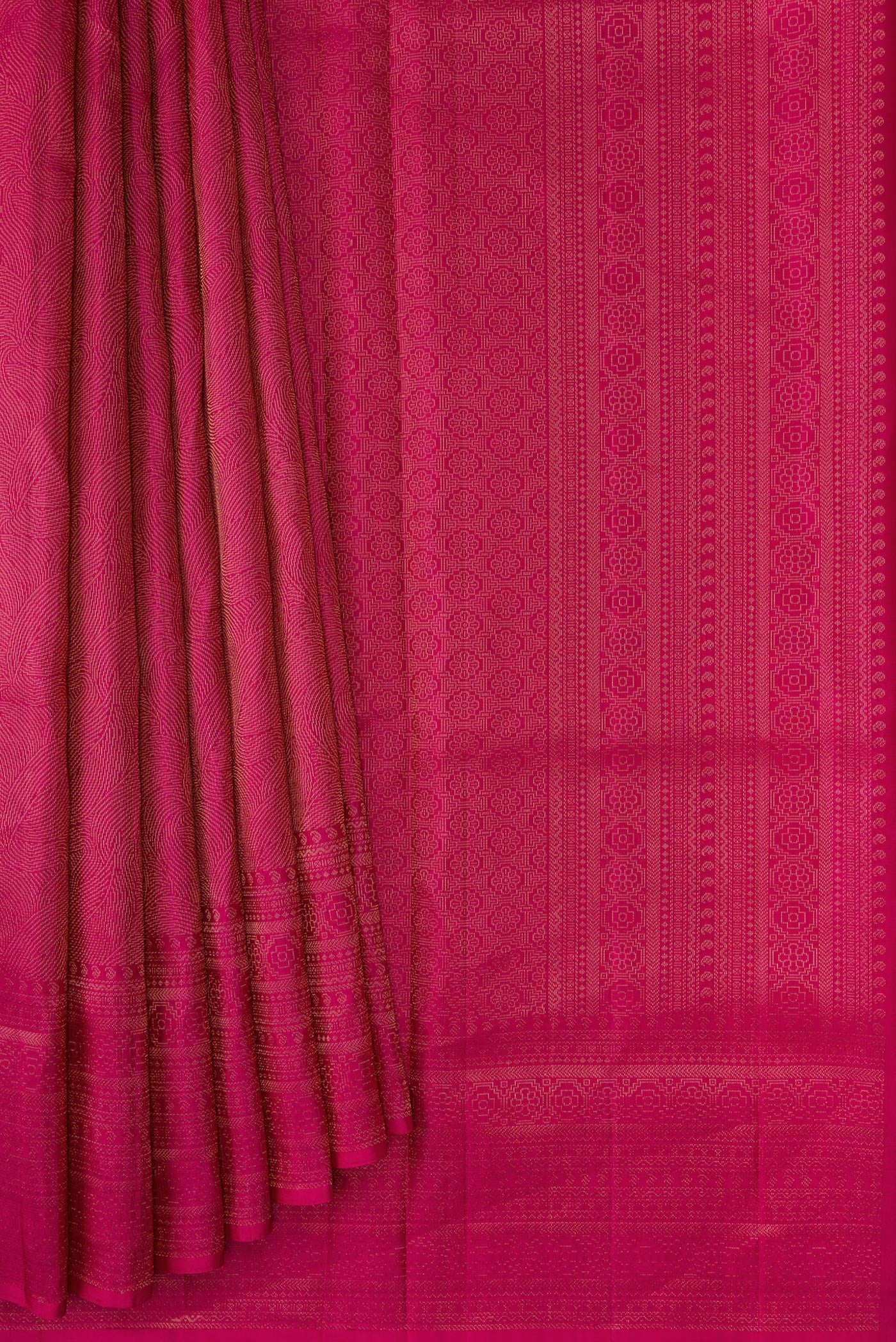 Pleats and pallu of Magenta Dual Tone Soft Silk Saree with Zari Brocade on the body and Fancy Border. 