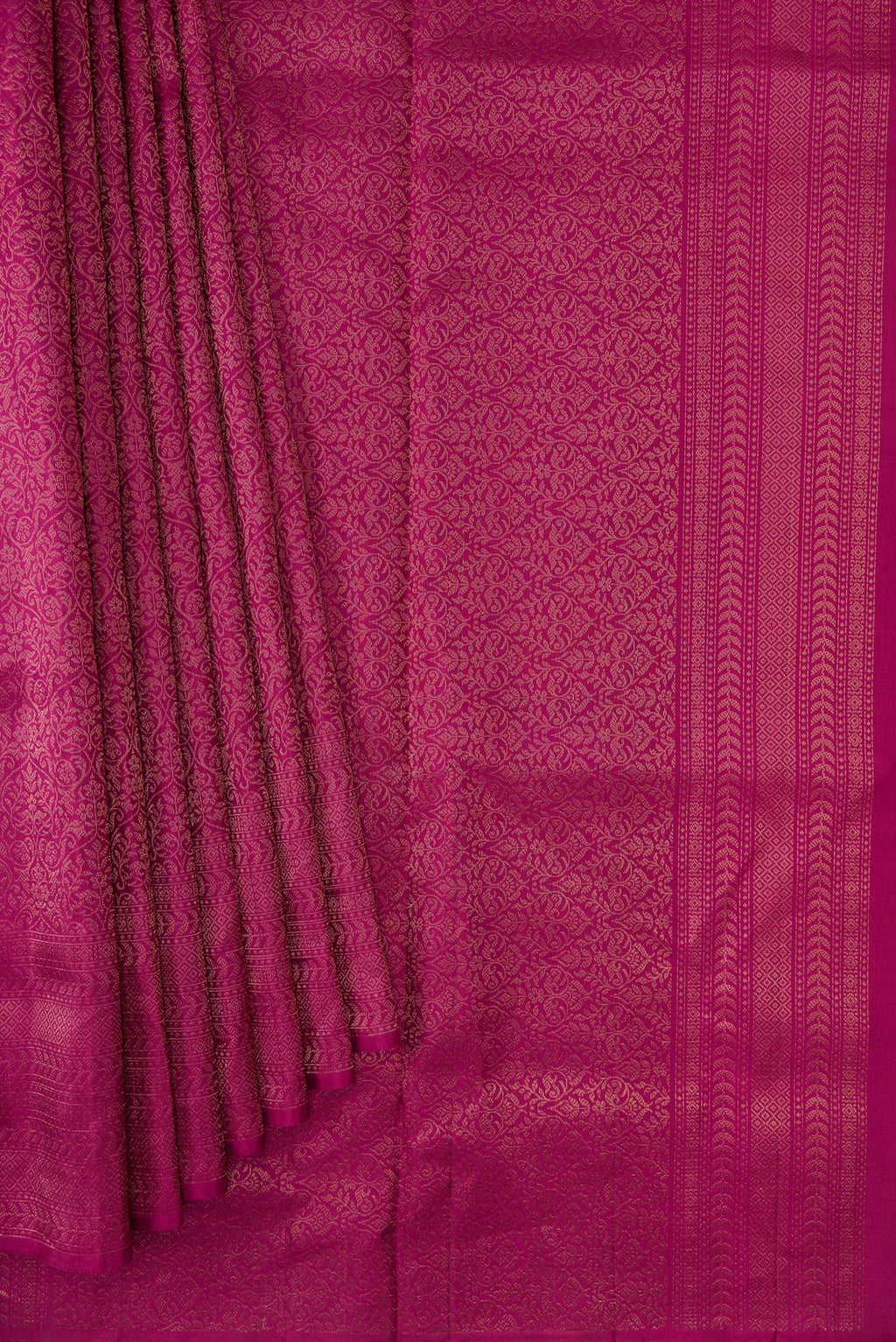 Pleats and pallu of Dark Pink Dual Tone Soft Silk Saree with Zari Brocade on the body and Fancy Border. 