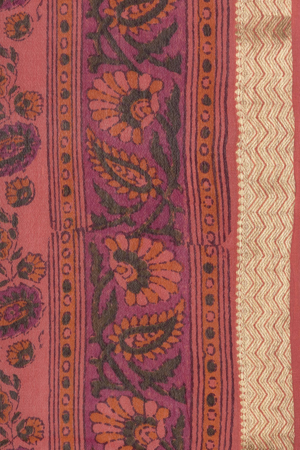 Border image of Golden Peach Dual Tone Crepe Saree with Printed design on the body and Zari Border. 
