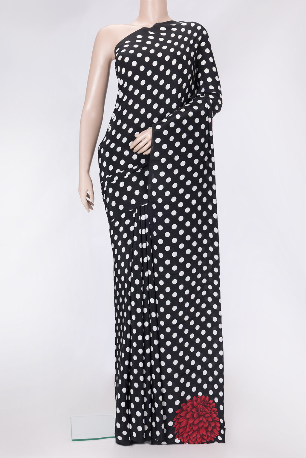 Black Dual Tone Mysore Crepe Saree with Printed design on the body and Without Border.  displayed on a mannequin