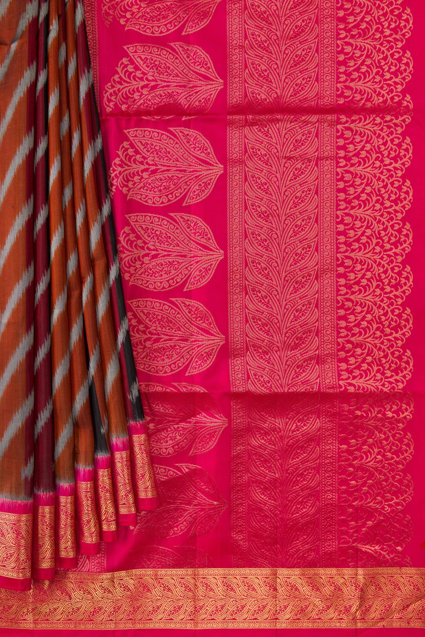 Pleats and pallu of Black Dual Tone Soft Silk Saree with Stripes on the body and Zari Border. 