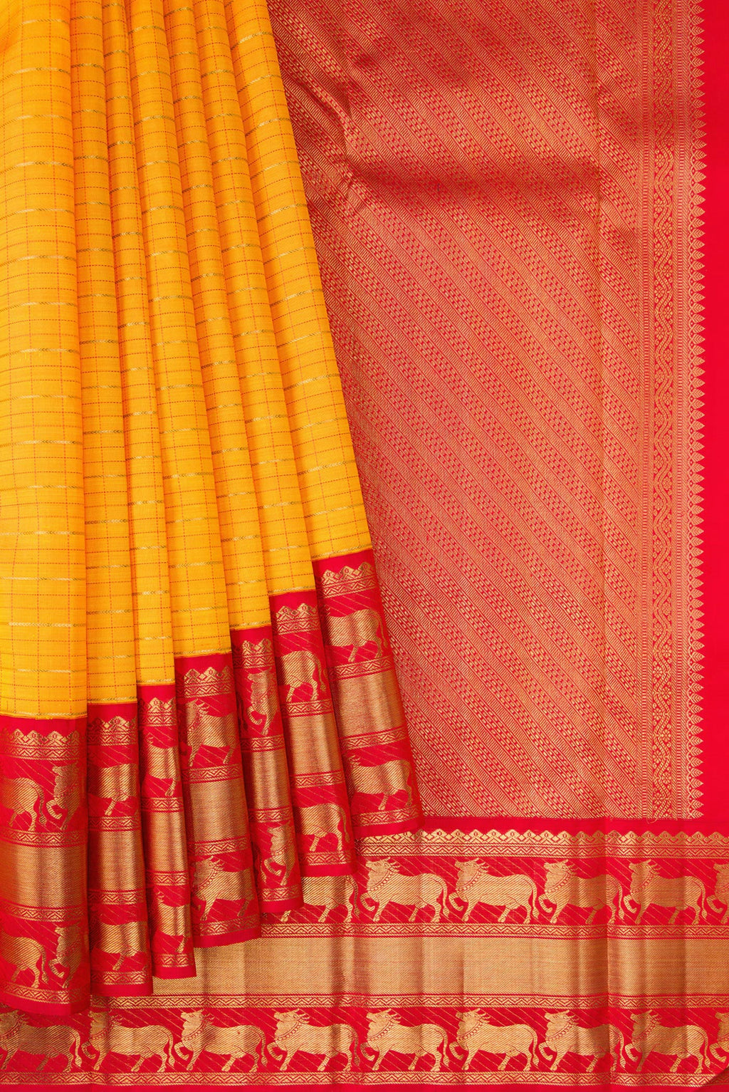 Pleats and pallu of Pure Silk Pure Zari Mustard Dual Tone Kanchipuram Saree with Checked design on the body and Fancy Border. 