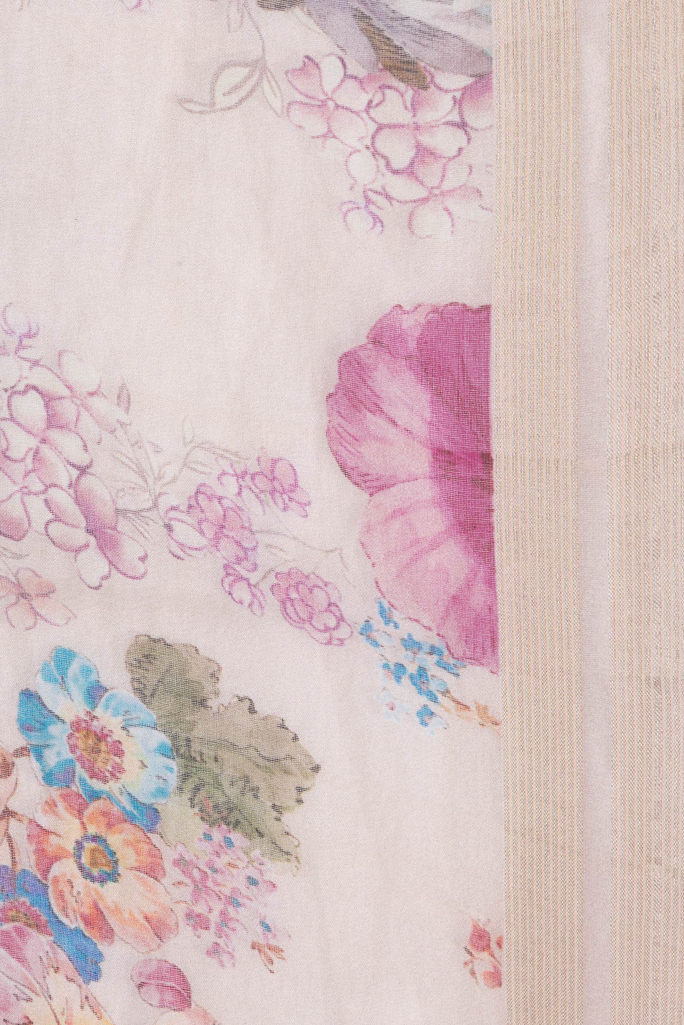 Border image of Rose Gold Dual Tone Tussar Silk Saree with Printed design on the body and Zari Border. 