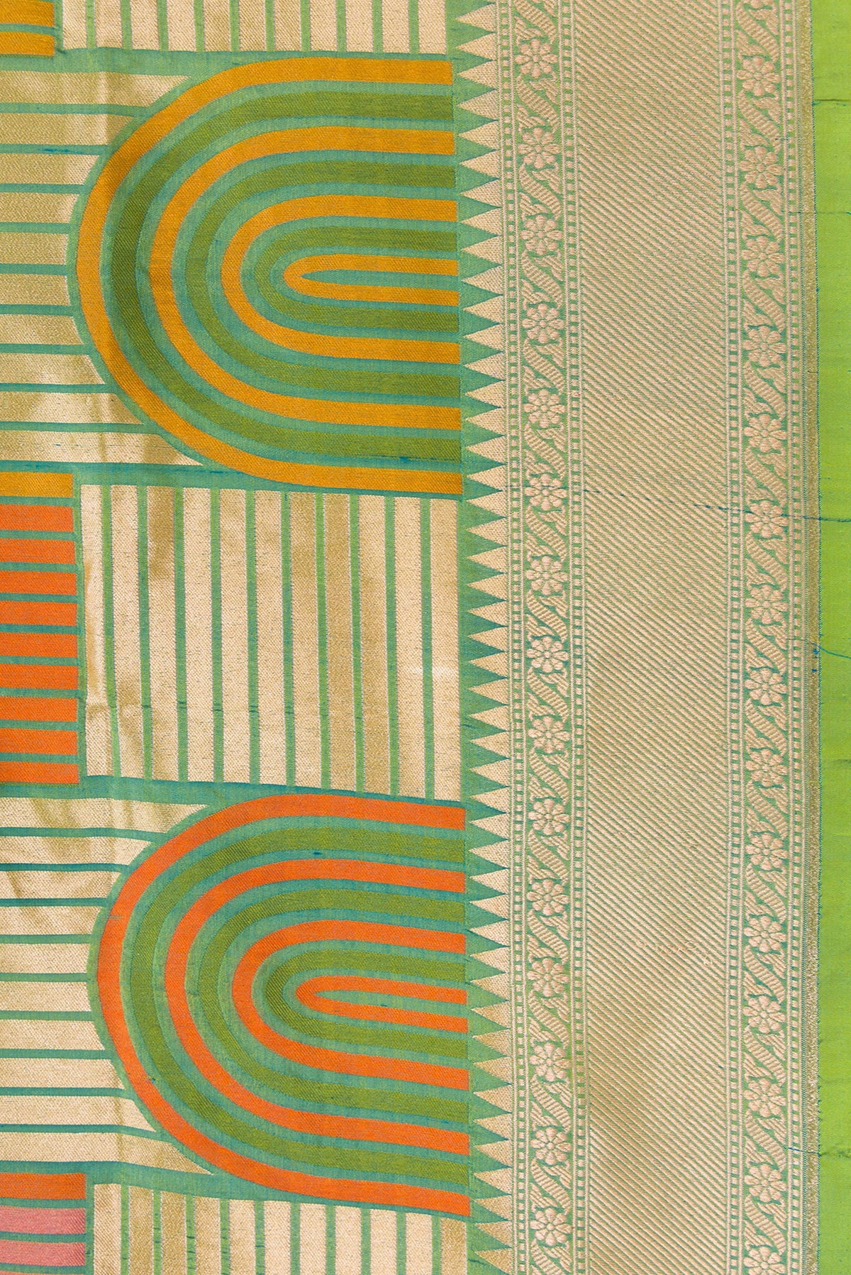 Border image of Green Dual Tone Banarasi Silk Saree with Zari Brocade on the body and Zari Border. 