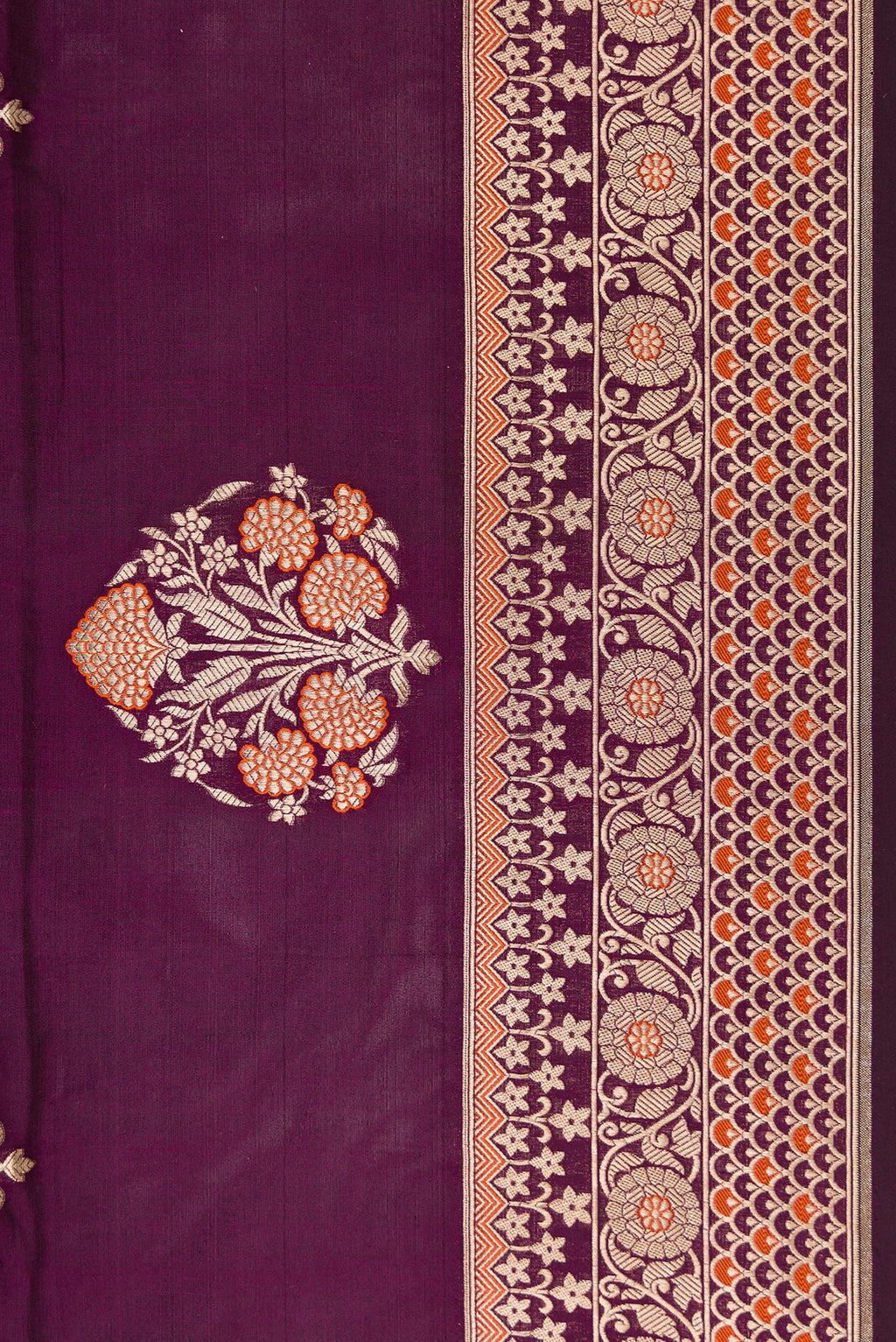 Border image of Burgundy Dual Tone Banarasi Silk Saree with Zari Butta on the body and Fancy Border. 