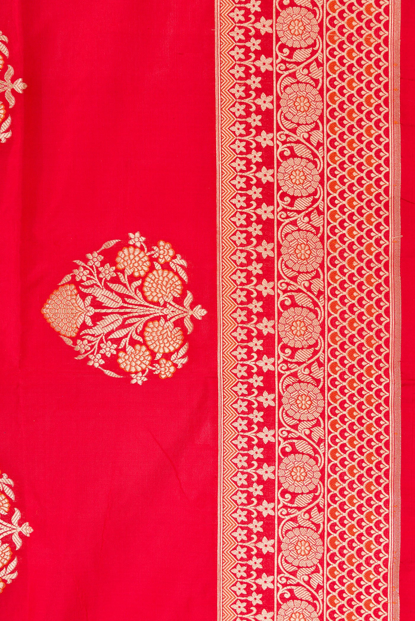 Border image of Red Dual Tone Banarasi Silk Saree with Zari And Thread Butta on the body and Zari Border. 
