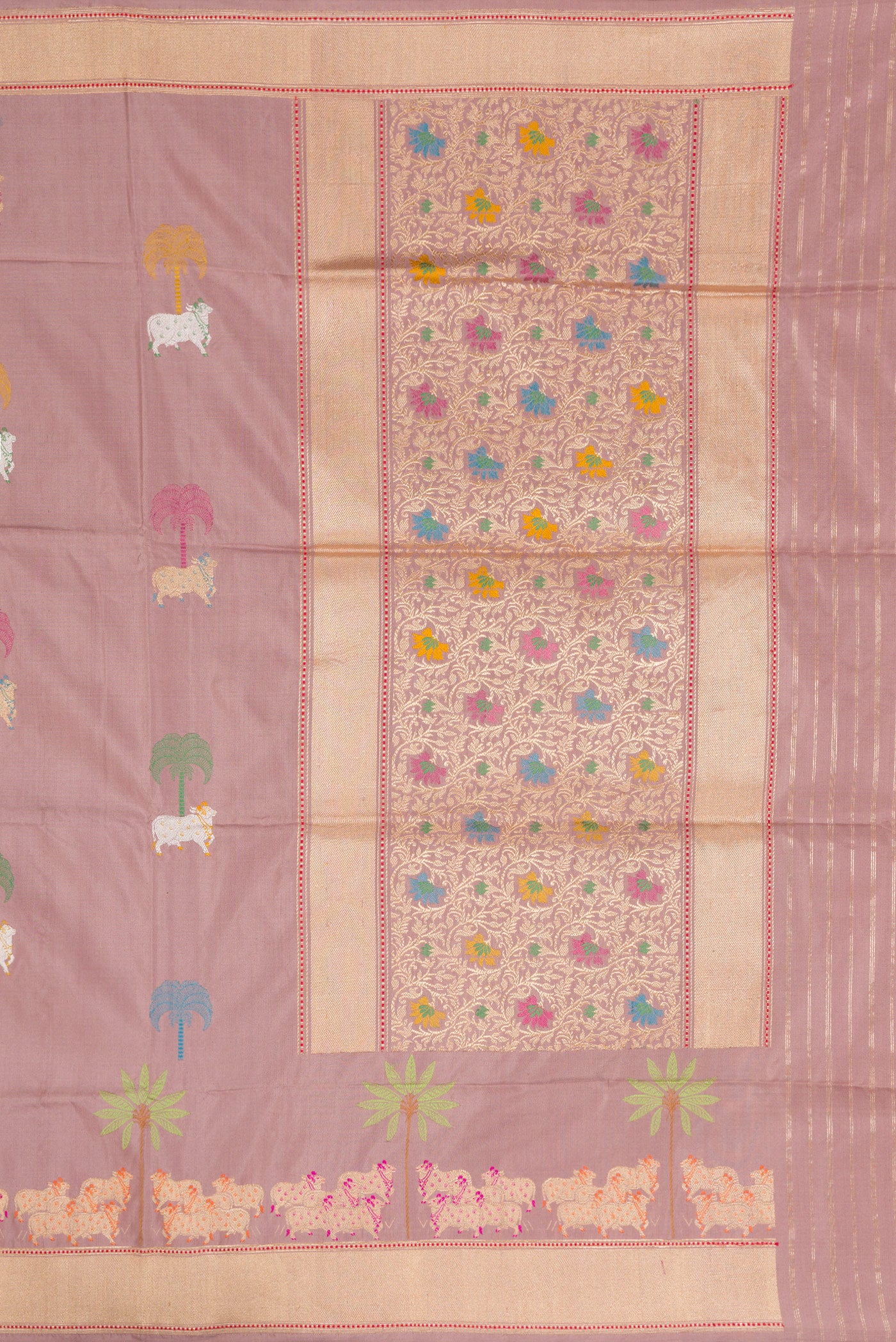 Close up image of the pallu of Rose Gold Dual Tone Banarasi Silk Saree with Zari And Thread Butta on the body and Fancy Border. 