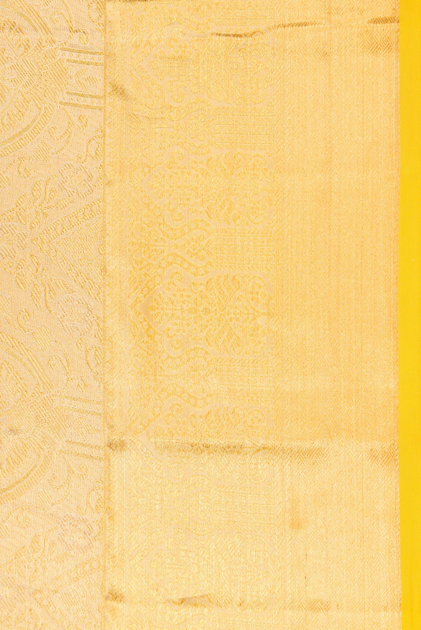 Border image of Gold Dual Tone Kanchipuram Tissue Silk Saree with Zari Brocade on the body and Zari Border. 