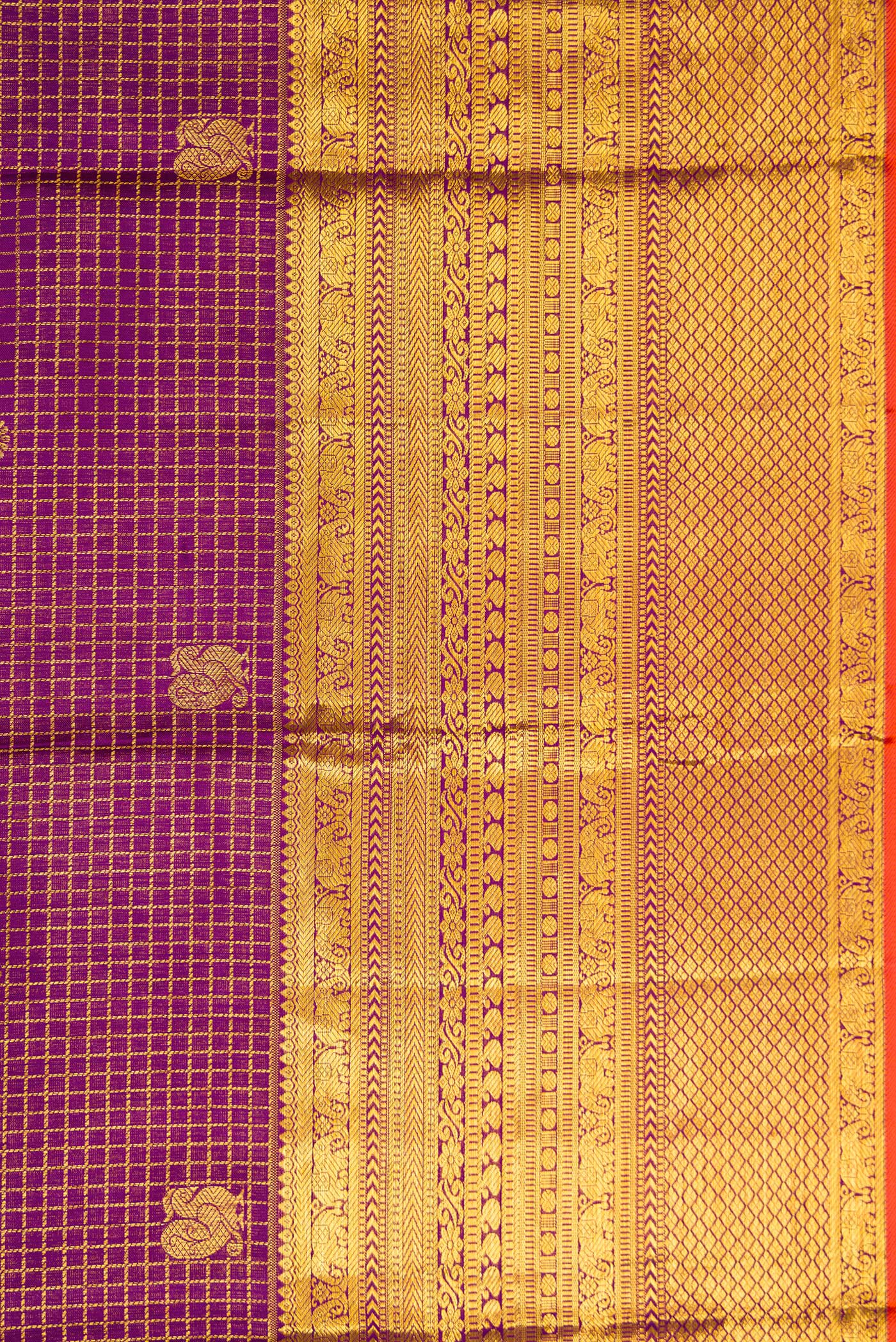 Border image of Violet Dual Tone Kanjivaram Silk Saree with Checked design on the body and Zari Border. 