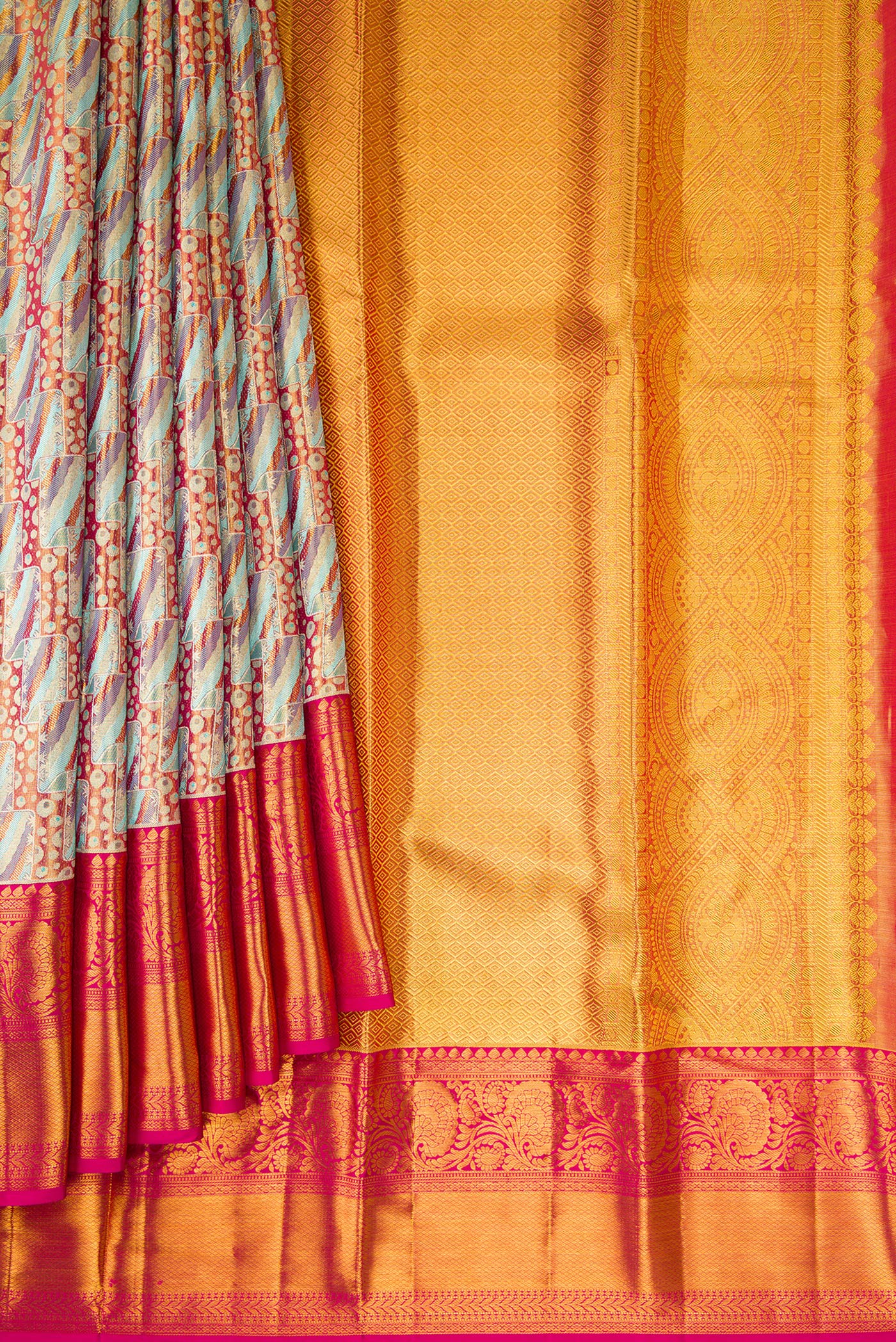 Pleats and pallu of Sky Blue Dual Tone Kanjivaram Tissue Silk Saree with Zari Brocade on the body and Zari Border. 